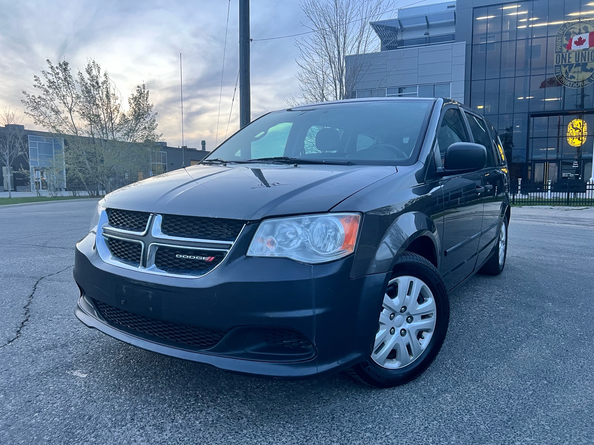 /autocainc/2016-Dodge-GrandCaravan-5527900849158438.jpg