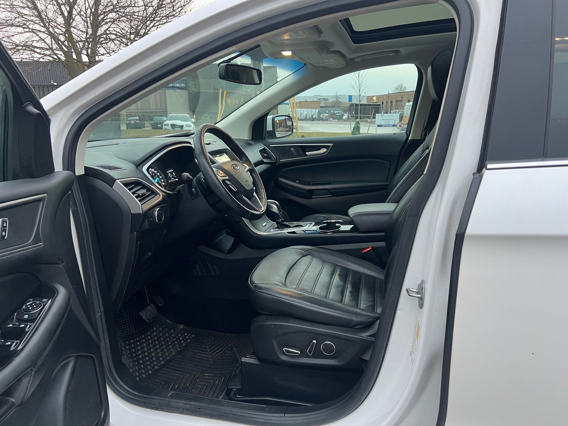 /autocainc/2016-Ford-Edge-3247785588096097.jpg