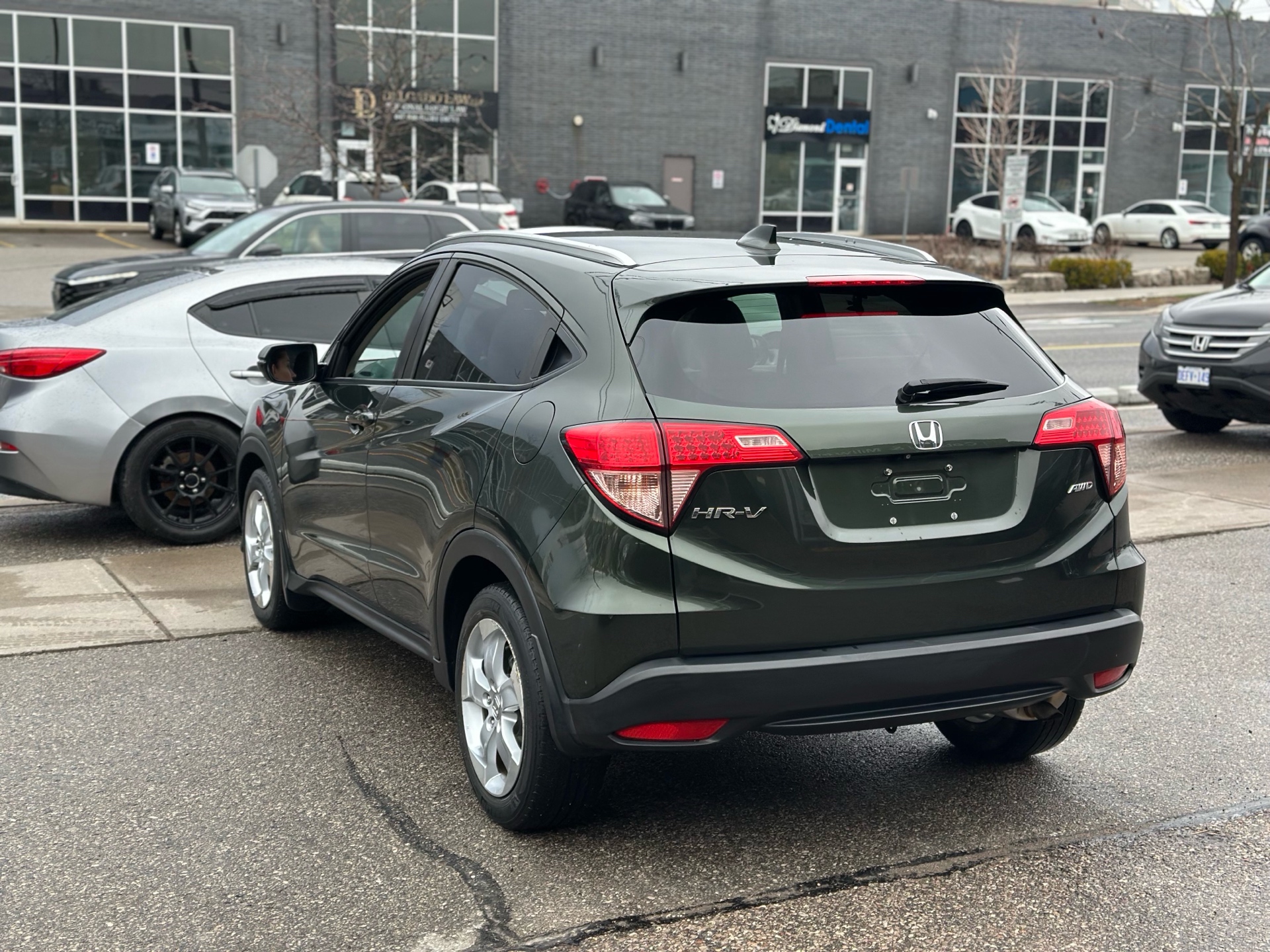 /autocainc/2016-Honda-HR-V-5509377181624113.jpg