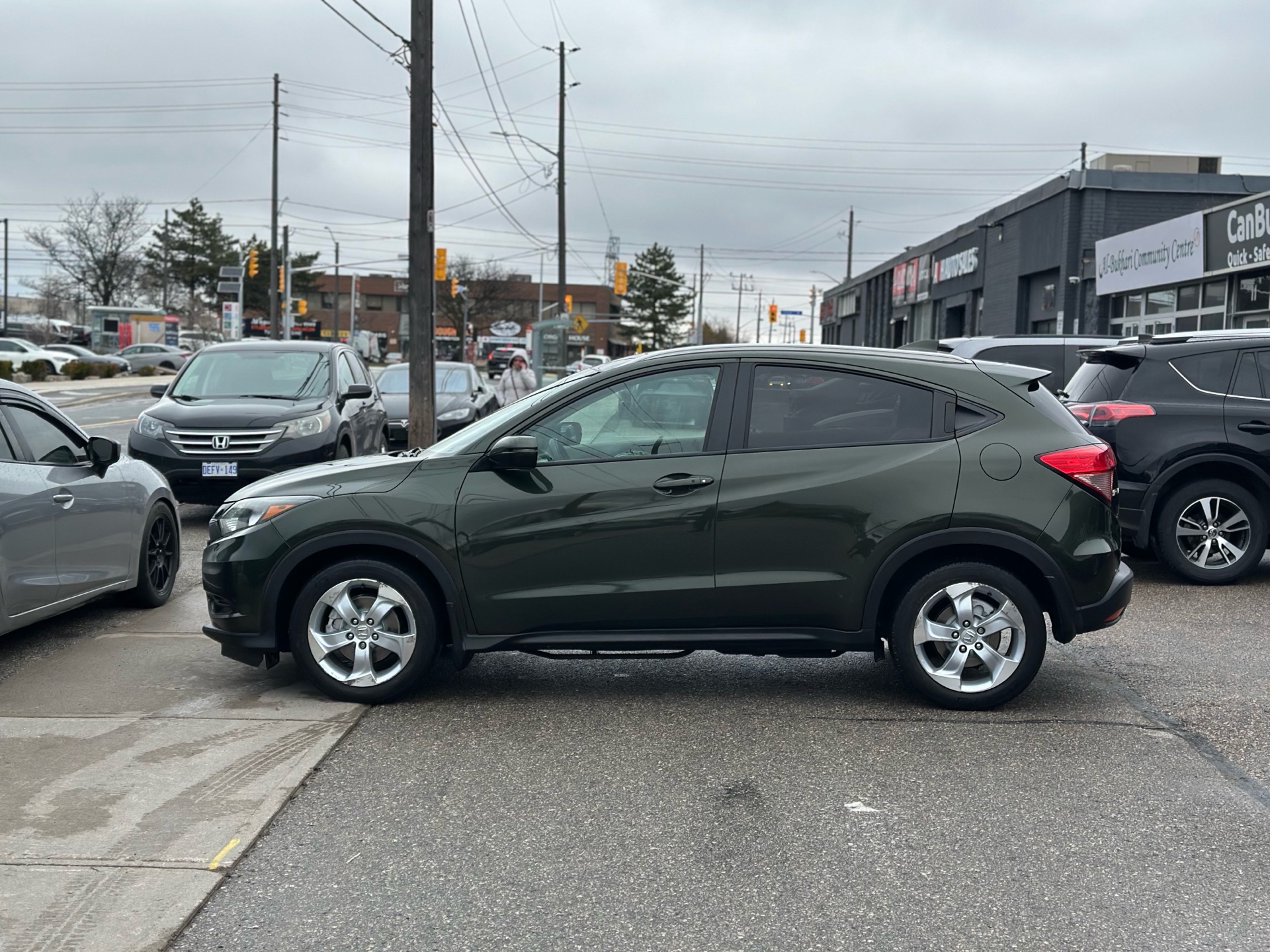 /autocainc/2016-Honda-HR-V-6386699246255207.jpg