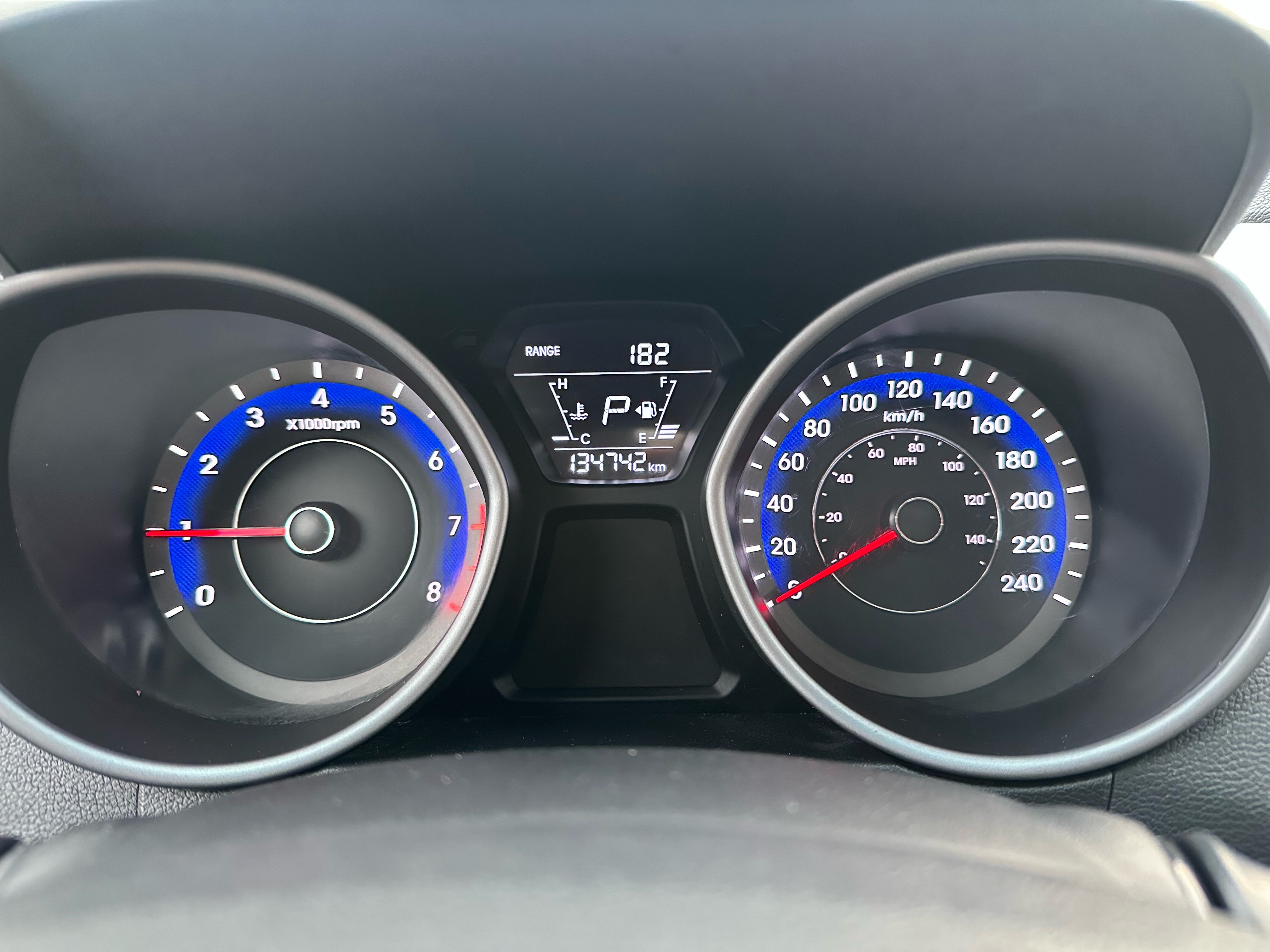 /autocainc/2016-Hyundai-Elantra-051991540089917576.jpg