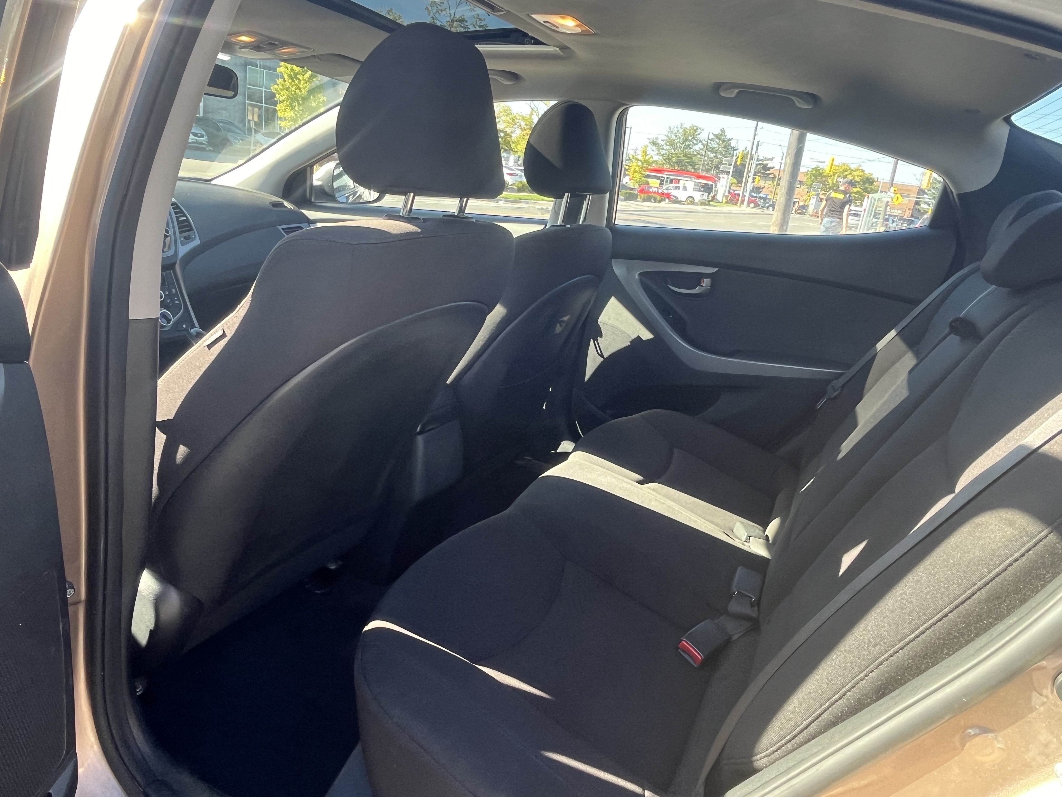 /autocainc/2016-Hyundai-Elantra-8851672826208945.jpg