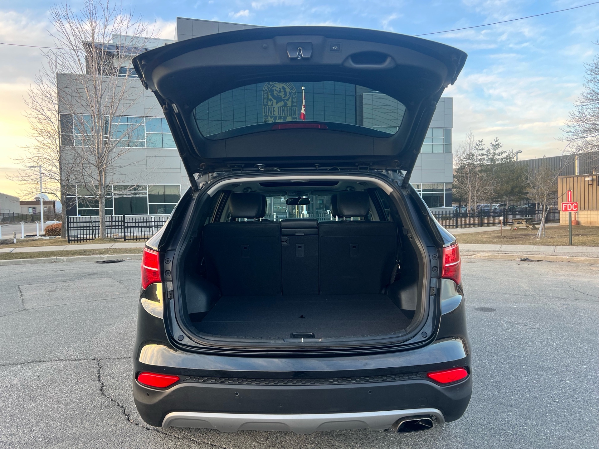 /autocainc/2016-Hyundai-SantaFe-0005584563837308654.jpg