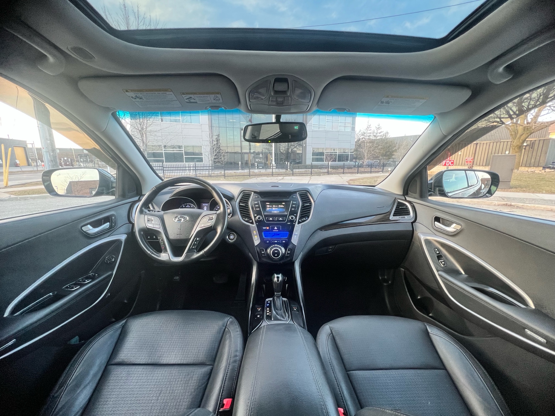 /autocainc/2016-Hyundai-SantaFe-11798933248790067.jpg