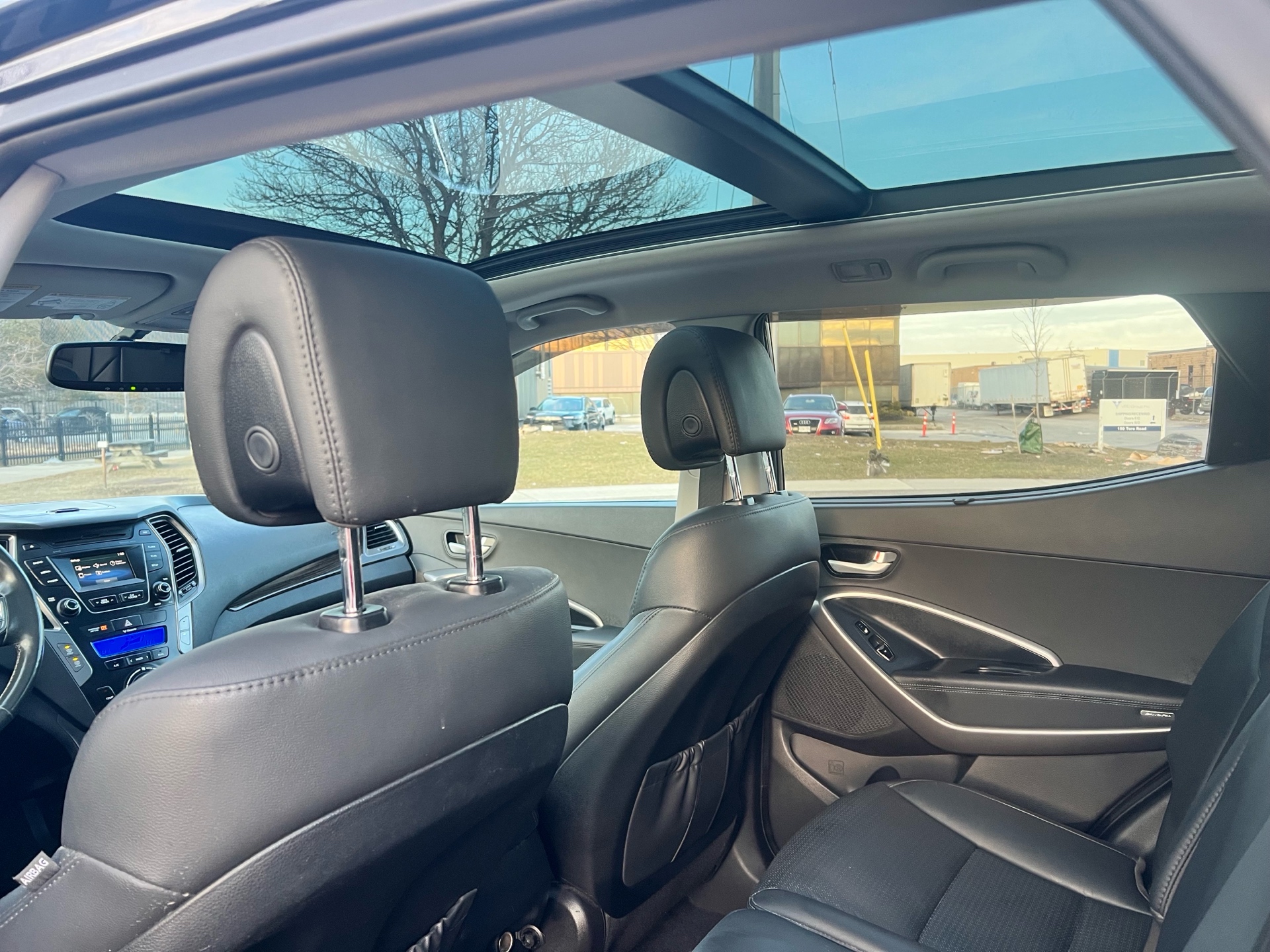 /autocainc/2016-Hyundai-SantaFe-9956982234497143.jpg