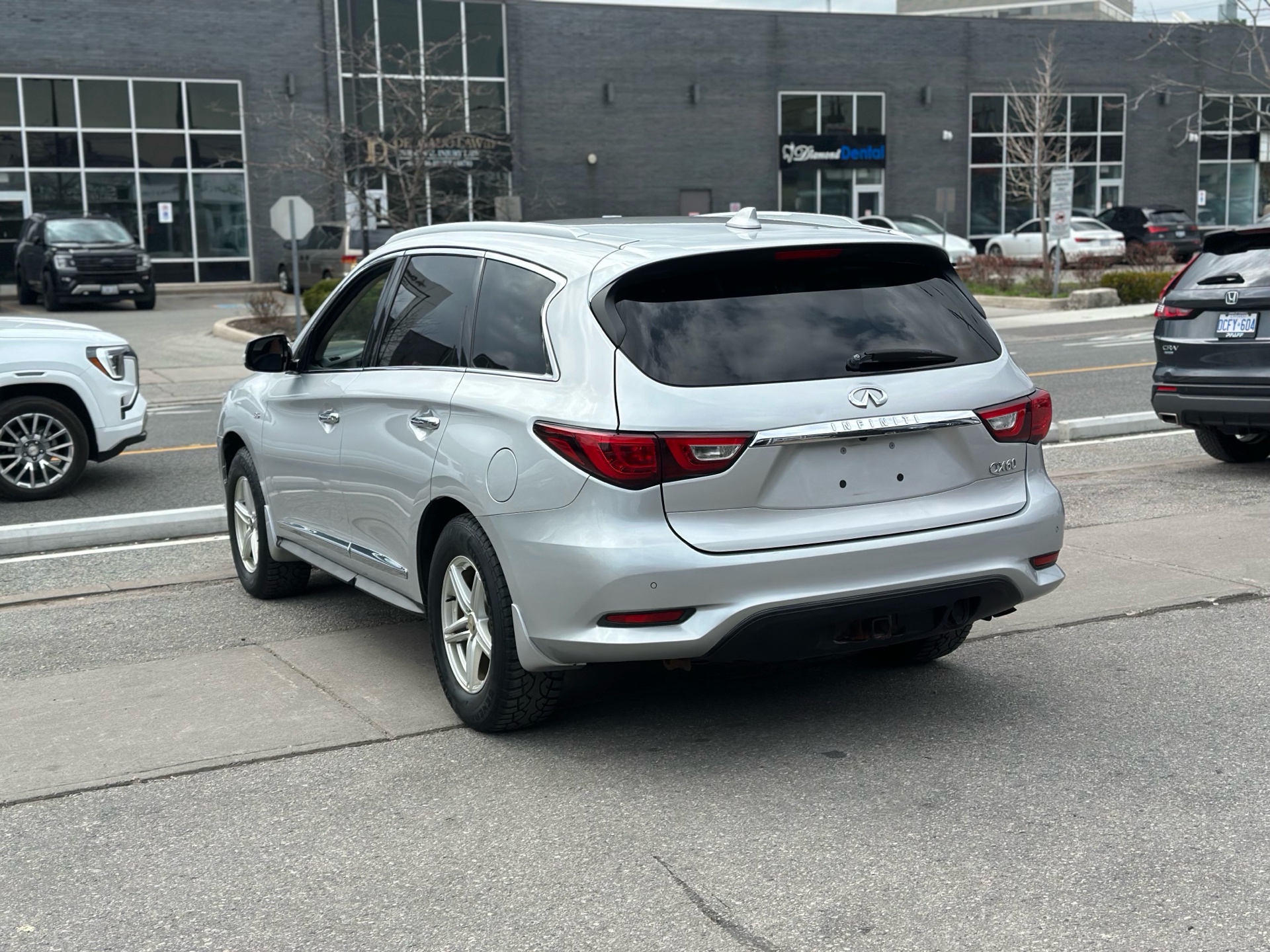 /autocainc/2016-Infiniti-QX60-22308156164226256.jpg
