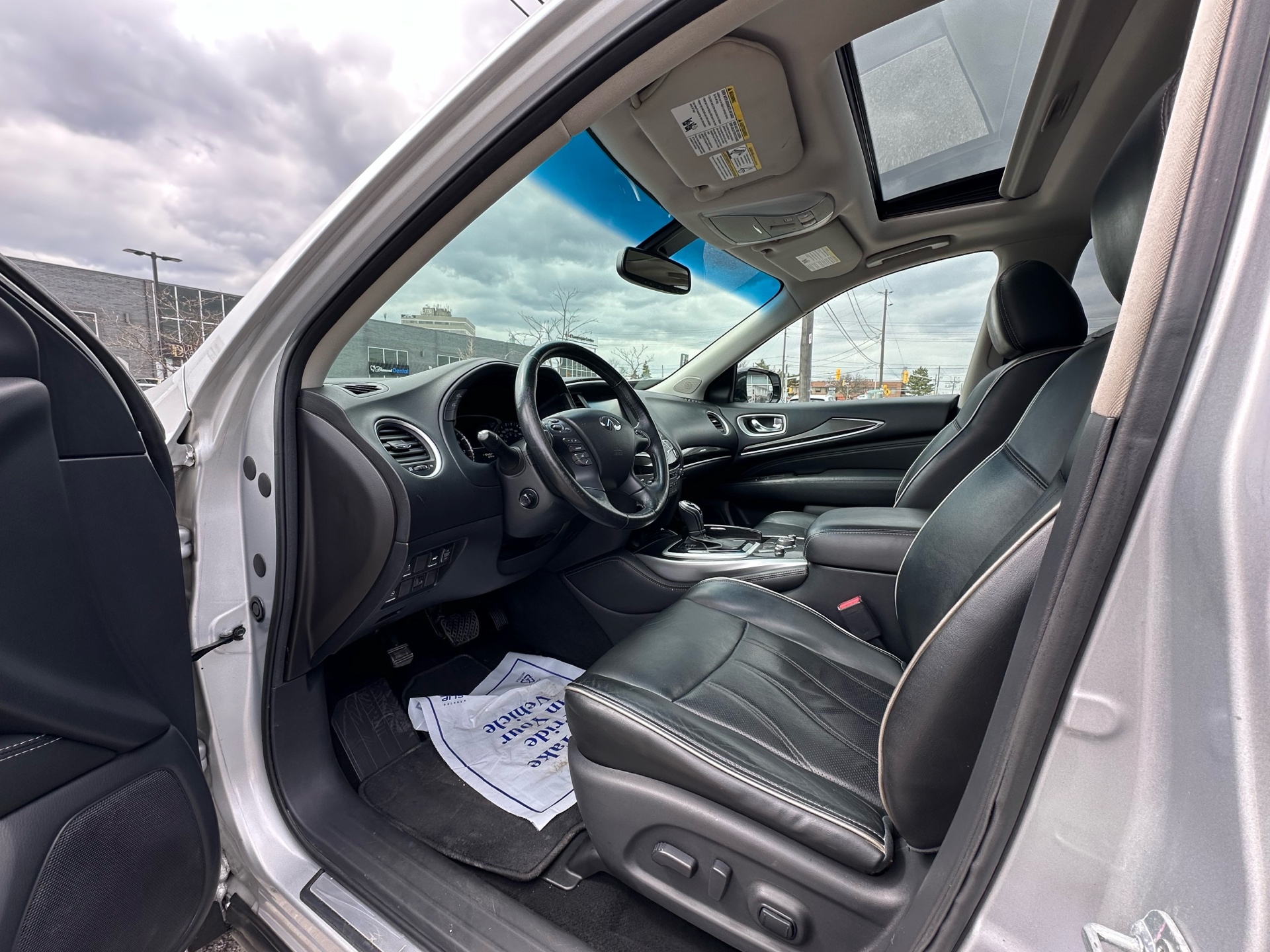 /autocainc/2016-Infiniti-QX60-741156506246895.jpg