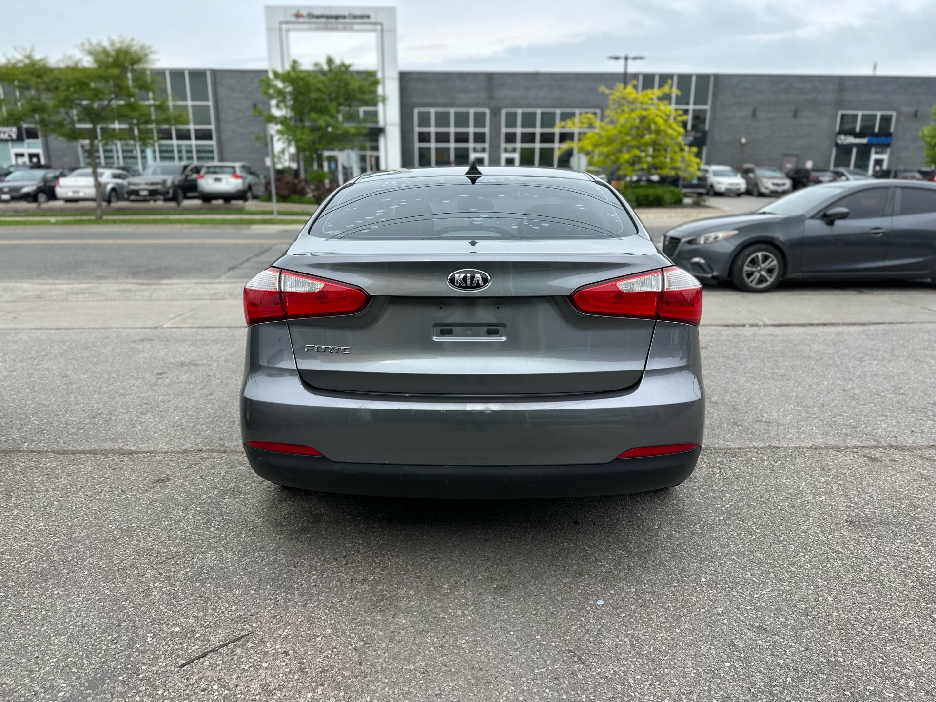 /autocainc/2016-Kia-Forte-5484446721000014.jpg