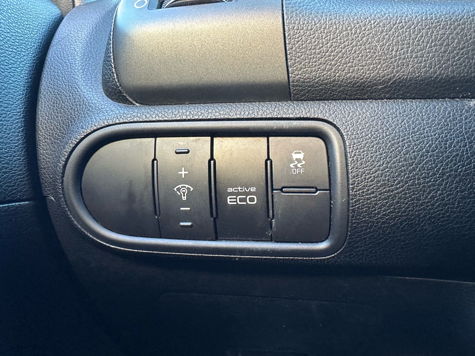 /autocainc/2016-Kia-Forte-5833562756758435.jpg