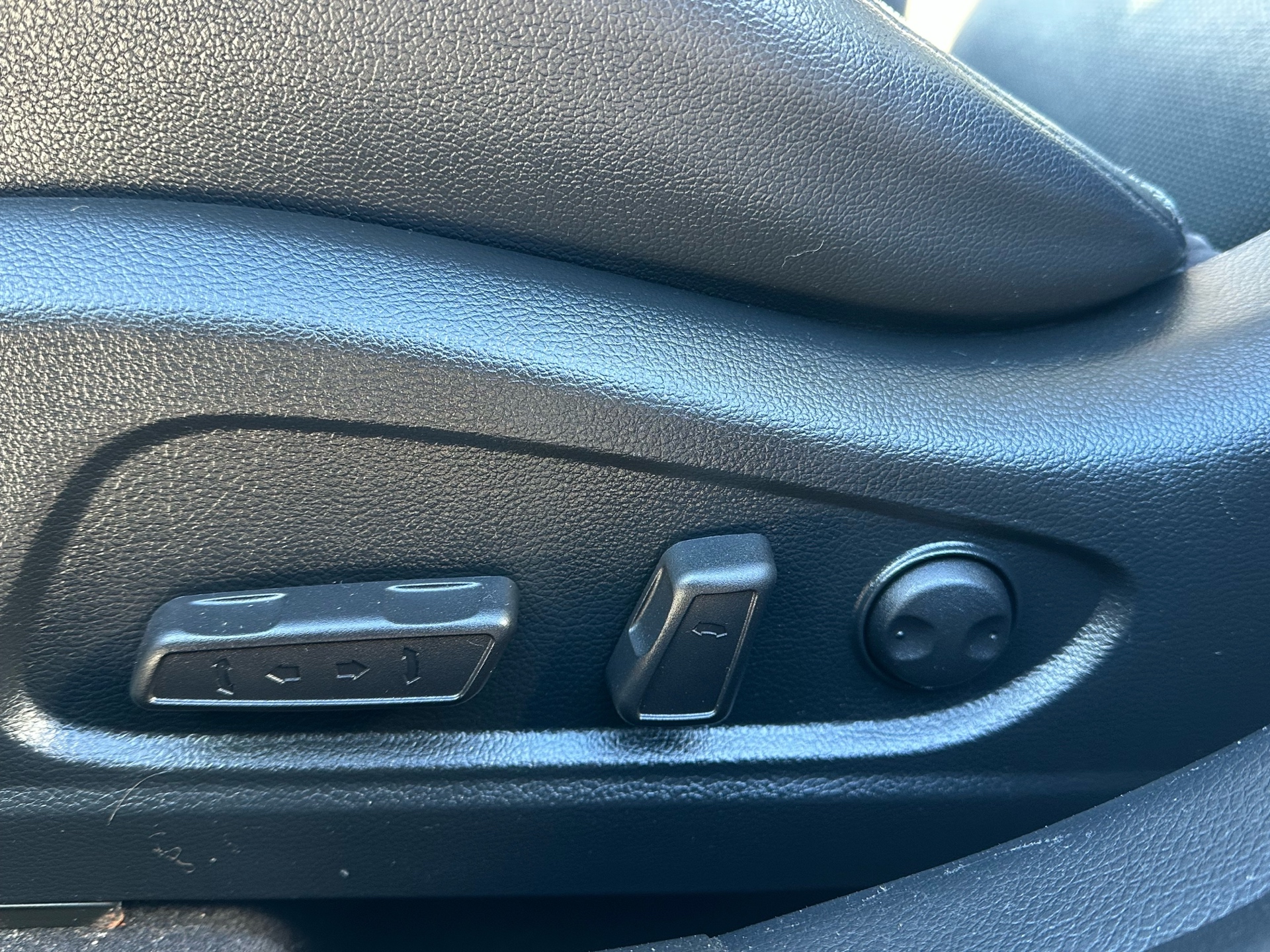 /autocainc/2016-Kia-Forte-650743588138659.jpg