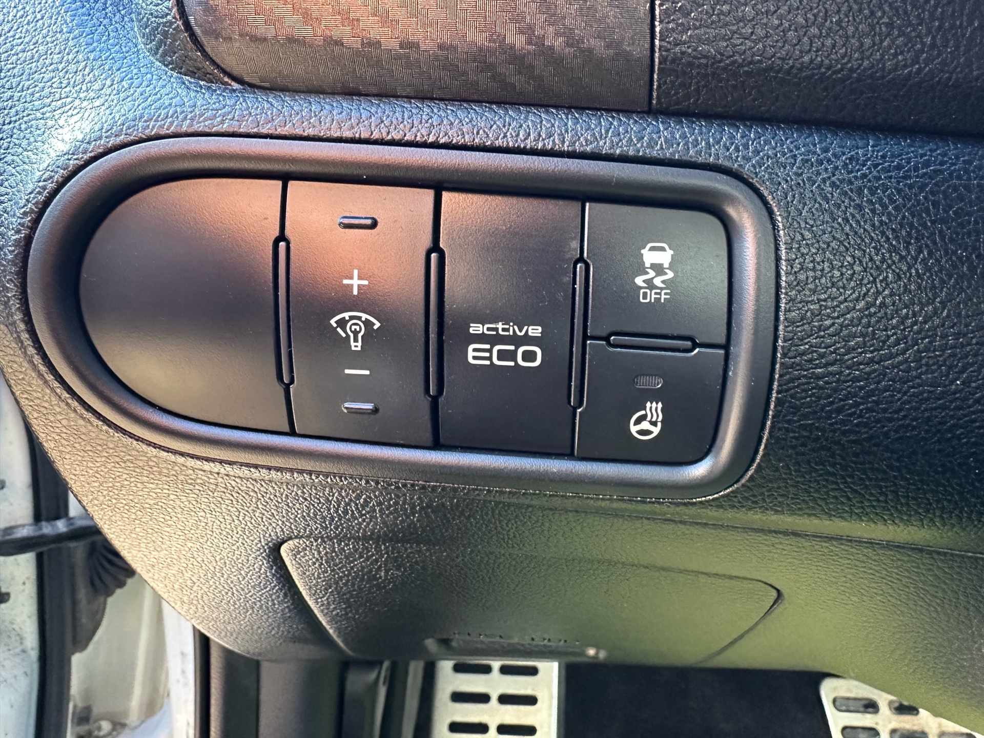 /autocainc/2016-Kia-Forte-8829269501240158.jpg