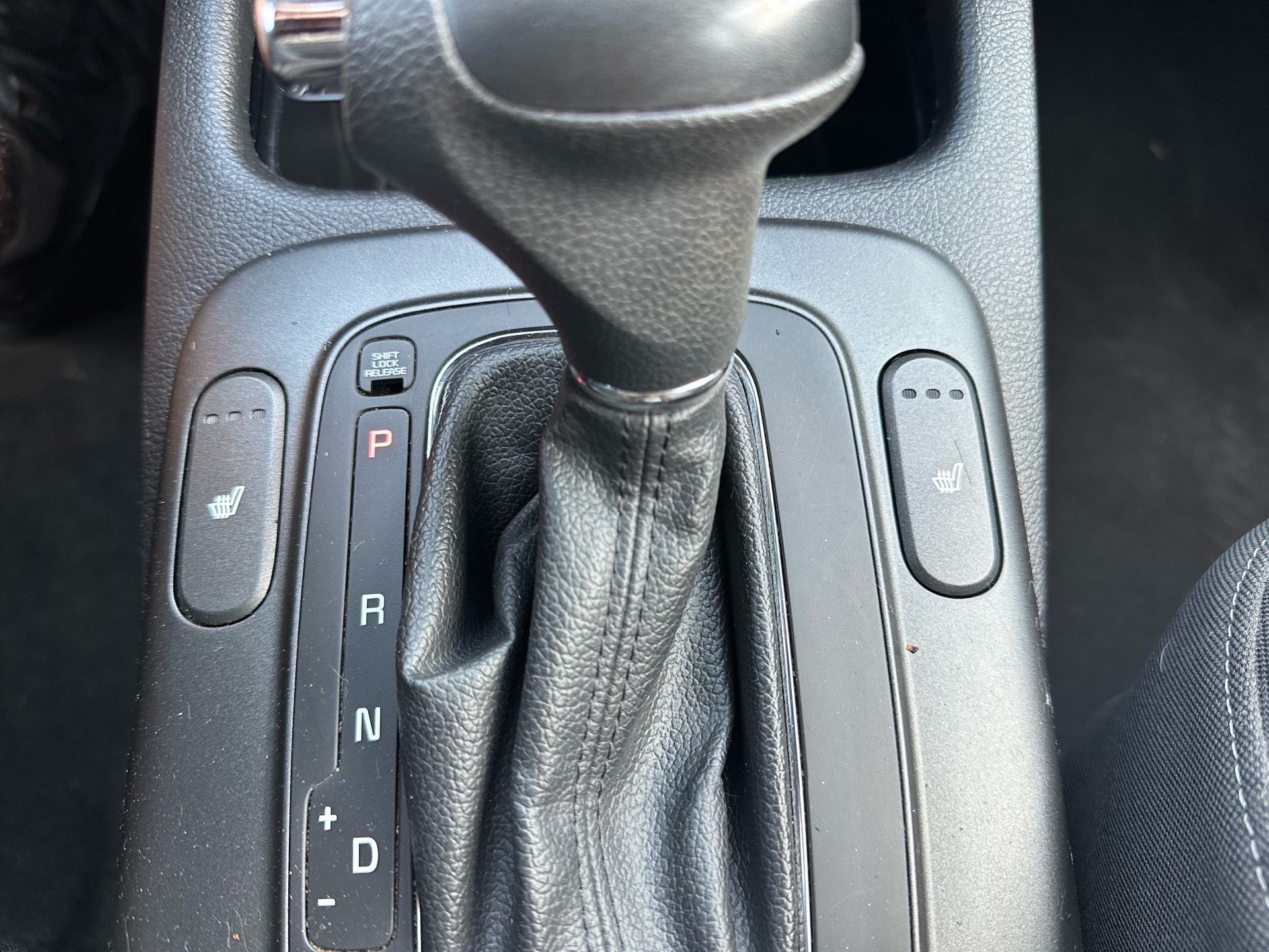 /autocainc/2016-Kia-Forte5-Door-2514013029193871.jpg
