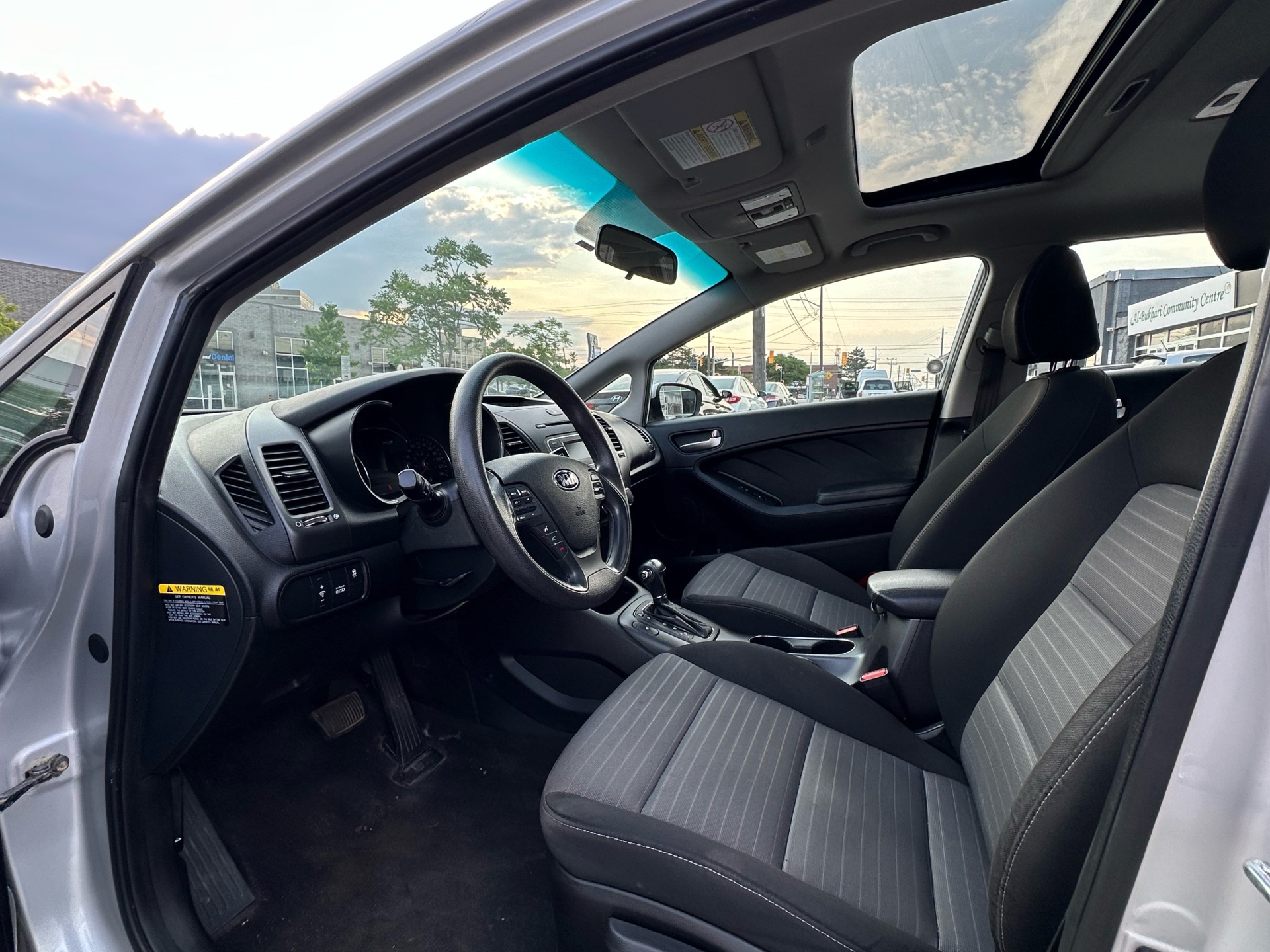 /autocainc/2016-Kia-Forte5-Door-6487118830258827.jpg