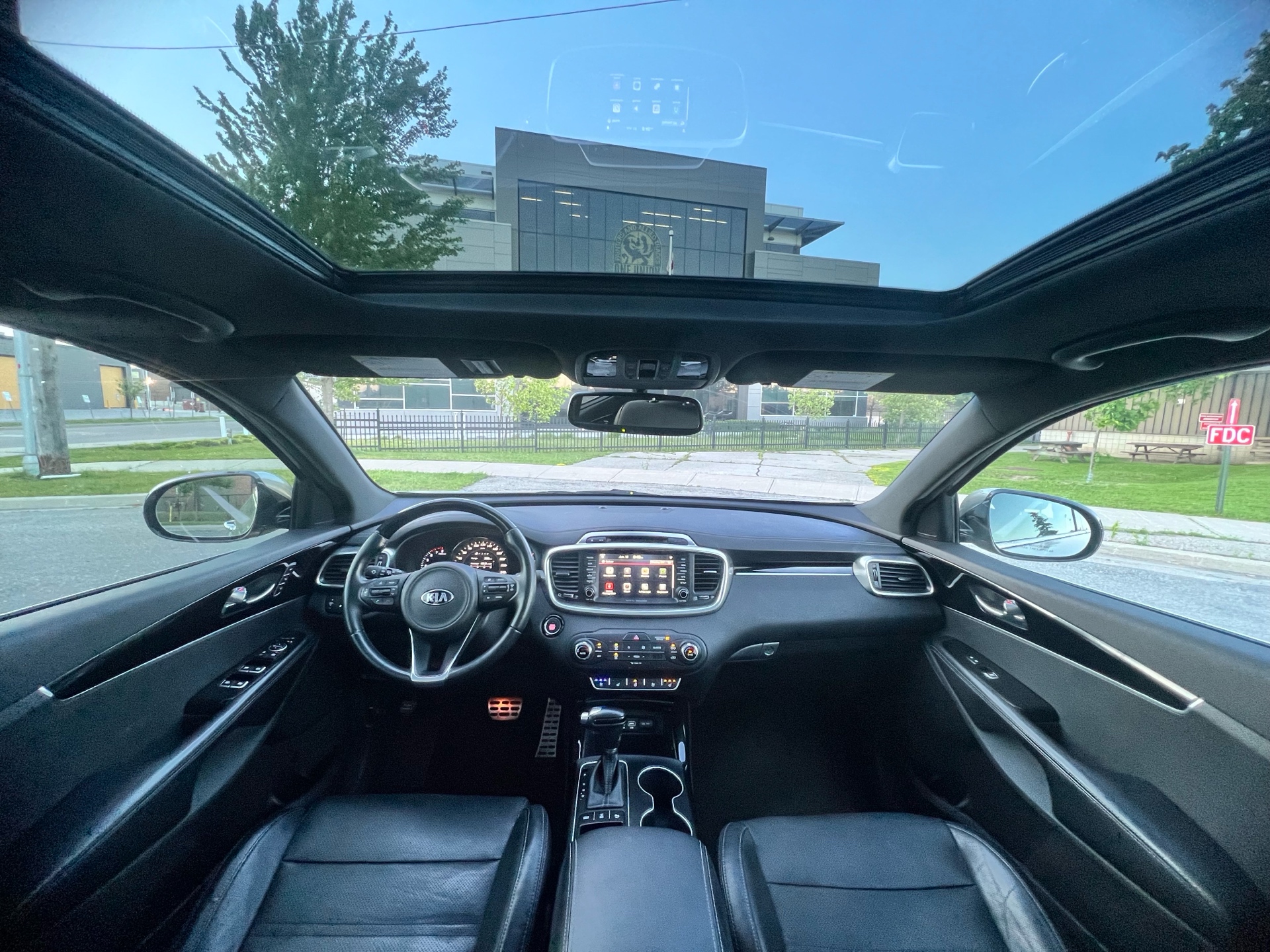 /autocainc/2016-Kia-Sorento-03380997558767174.jpg