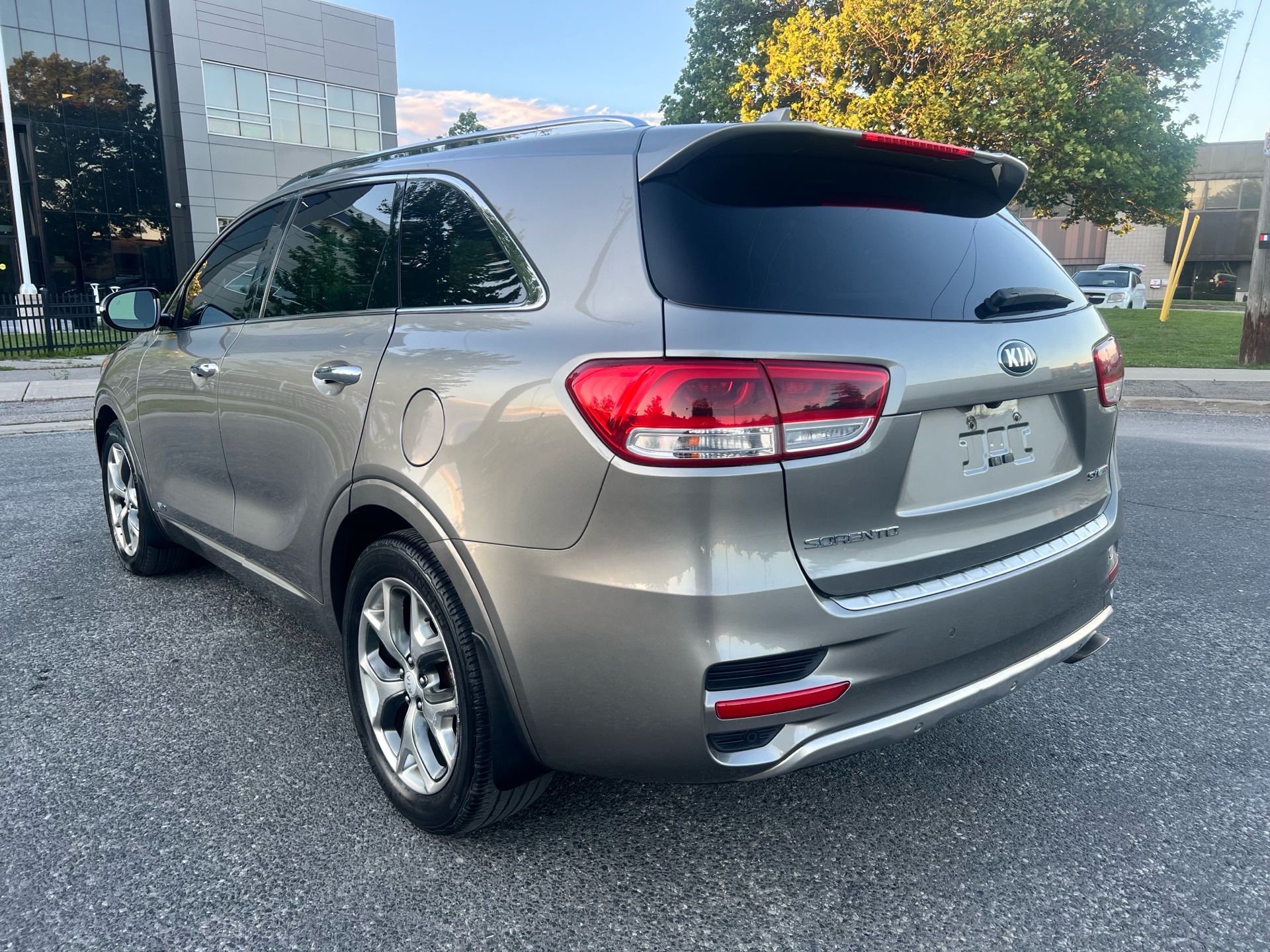 /autocainc/2016-Kia-Sorento-7032691892747336.jpg