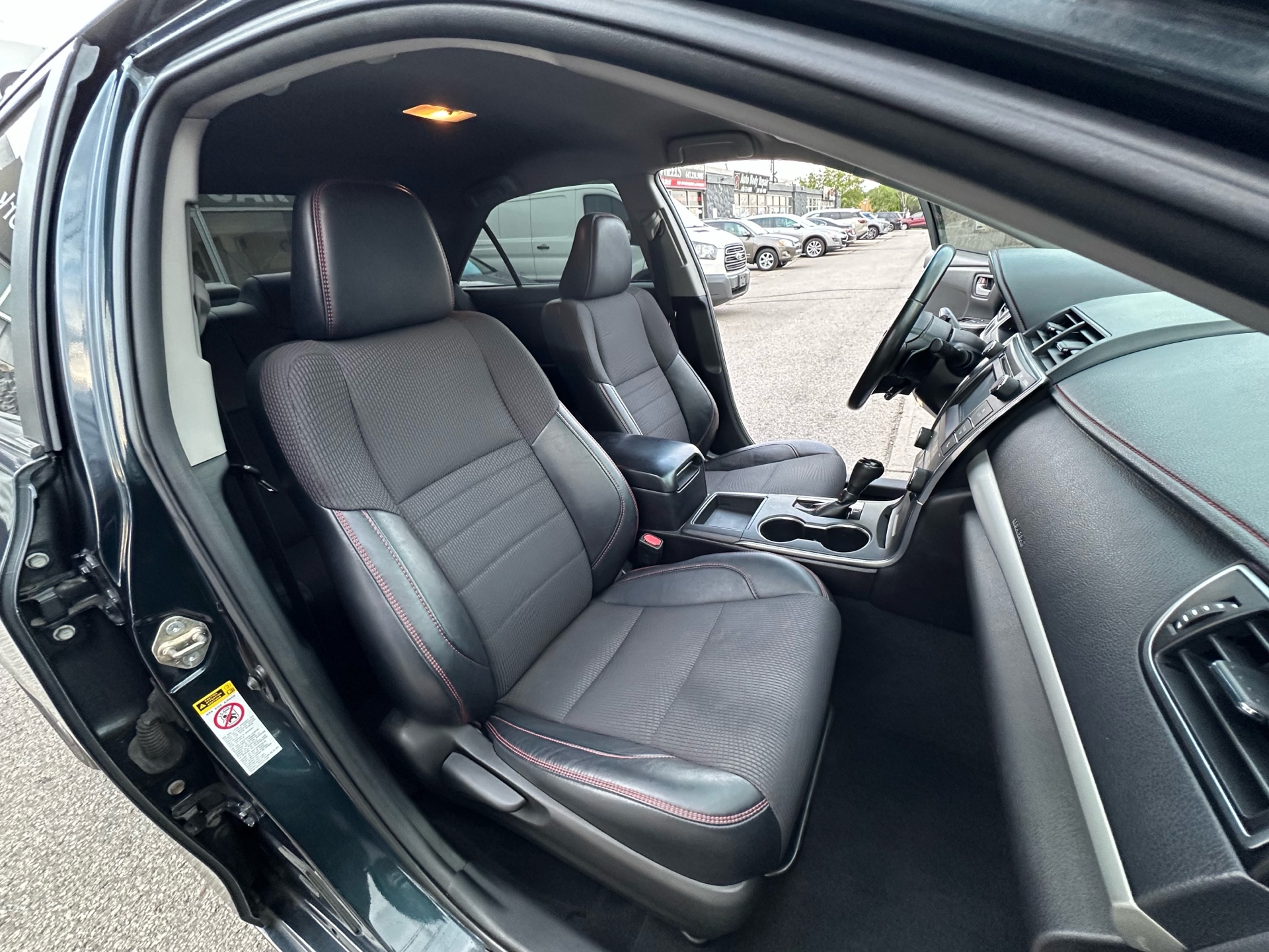 /autocainc/2016-Toyota-Camry-2224322309351987.jpg