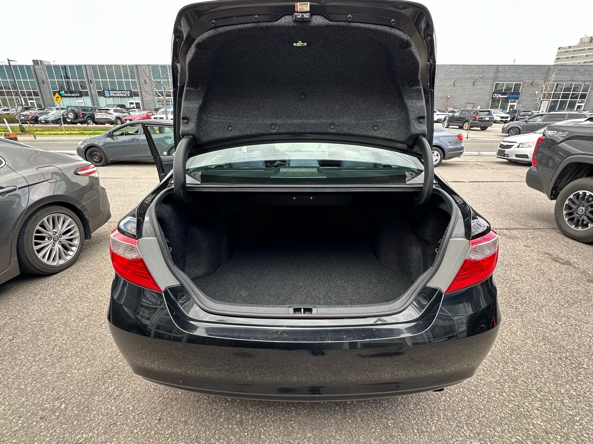 /autocainc/2016-Toyota-Camry-5045996762372502.jpg