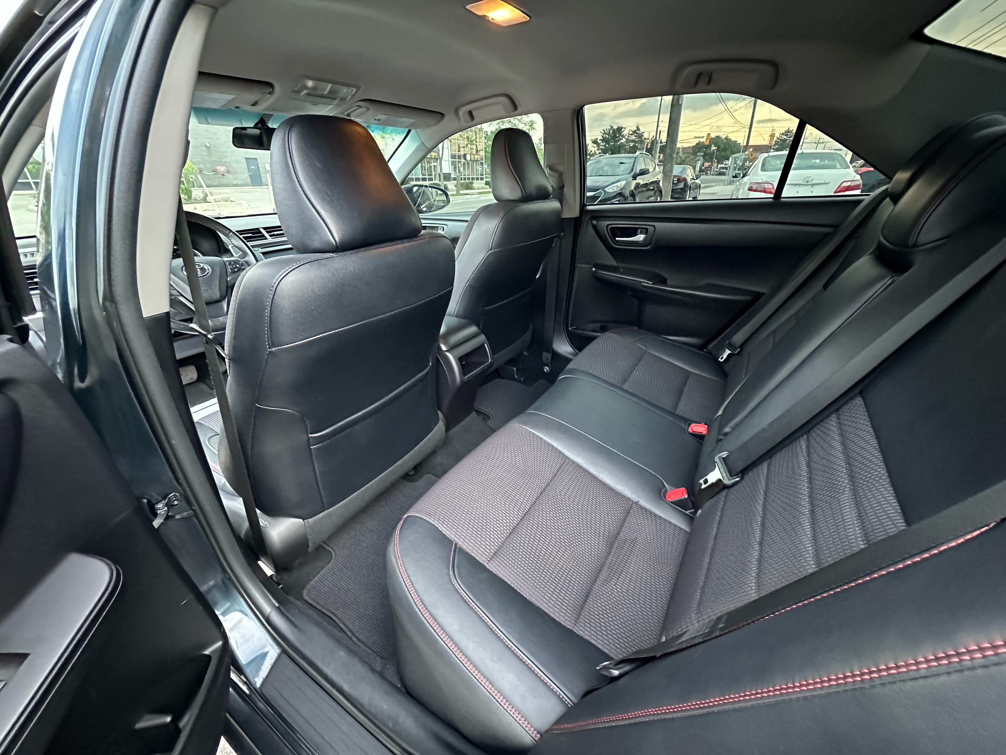 /autocainc/2016-Toyota-Camry-5944233396307523.jpg