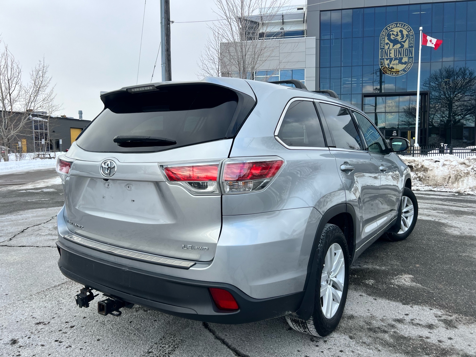 /autocainc/2016-Toyota-Highlander-33232015090226596.jpg