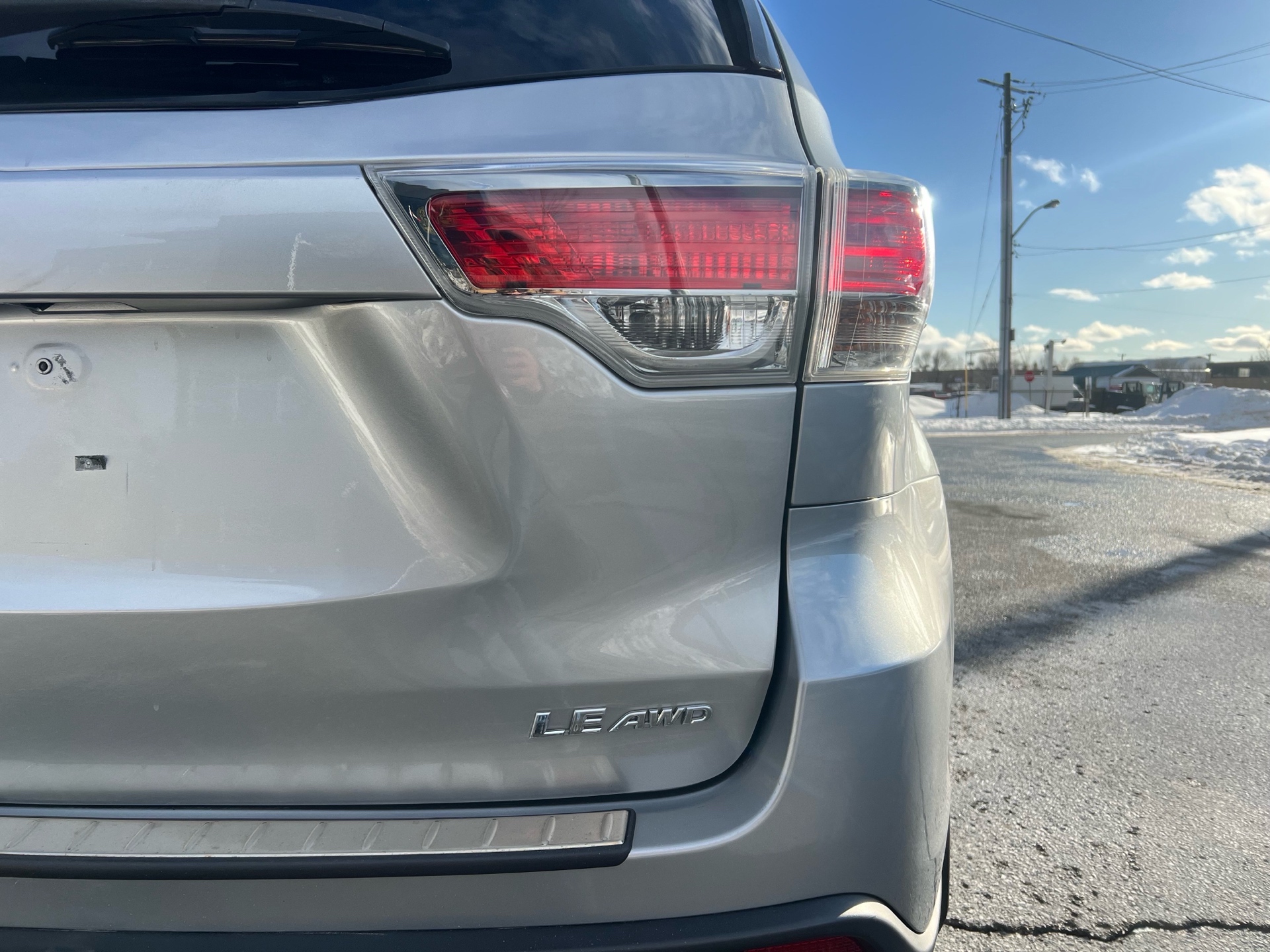 /autocainc/2016-Toyota-Highlander-5744685874953832.jpg