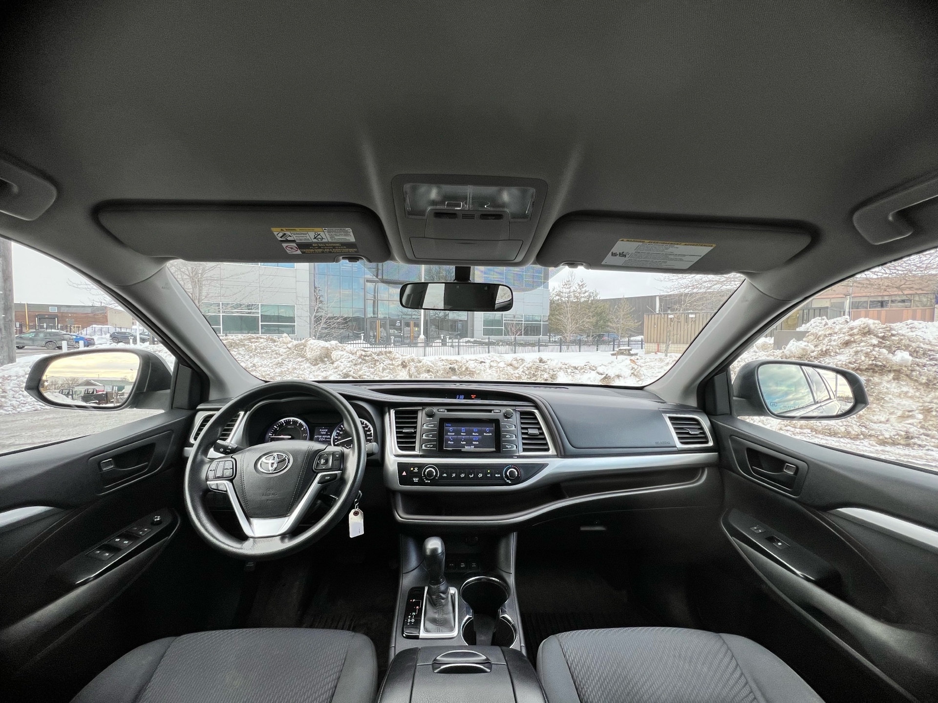 /autocainc/2016-Toyota-Highlander-8670900728593007.jpg
