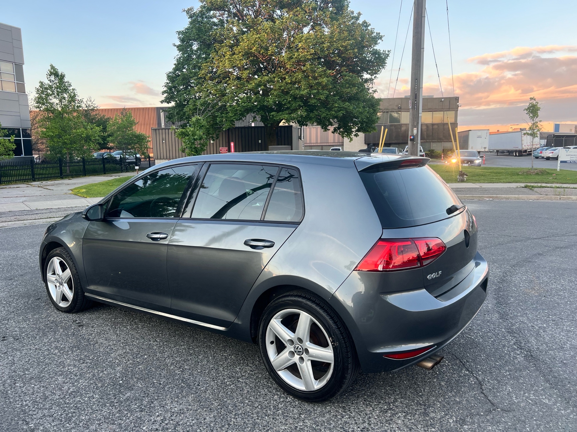 /autocainc/2016-Volkswagen-Golf-5504723258938895.jpg