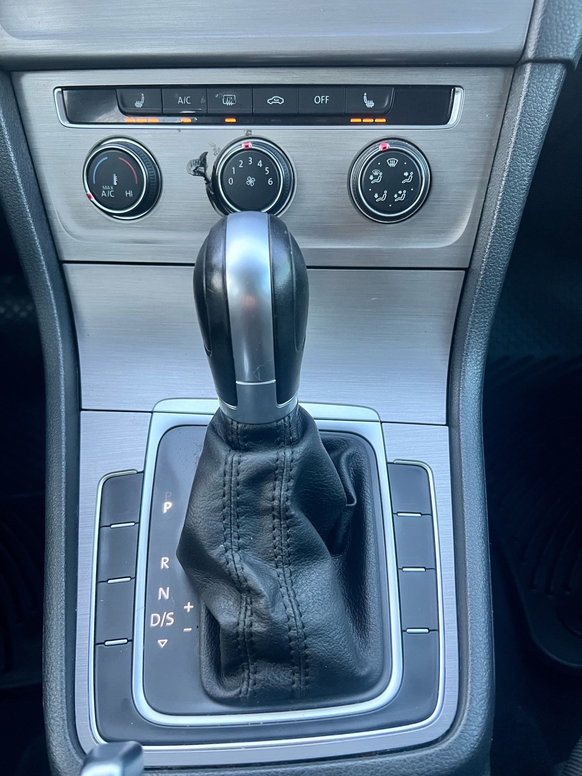 /autocainc/2016-Volkswagen-Golf-7798211281820562.jpg