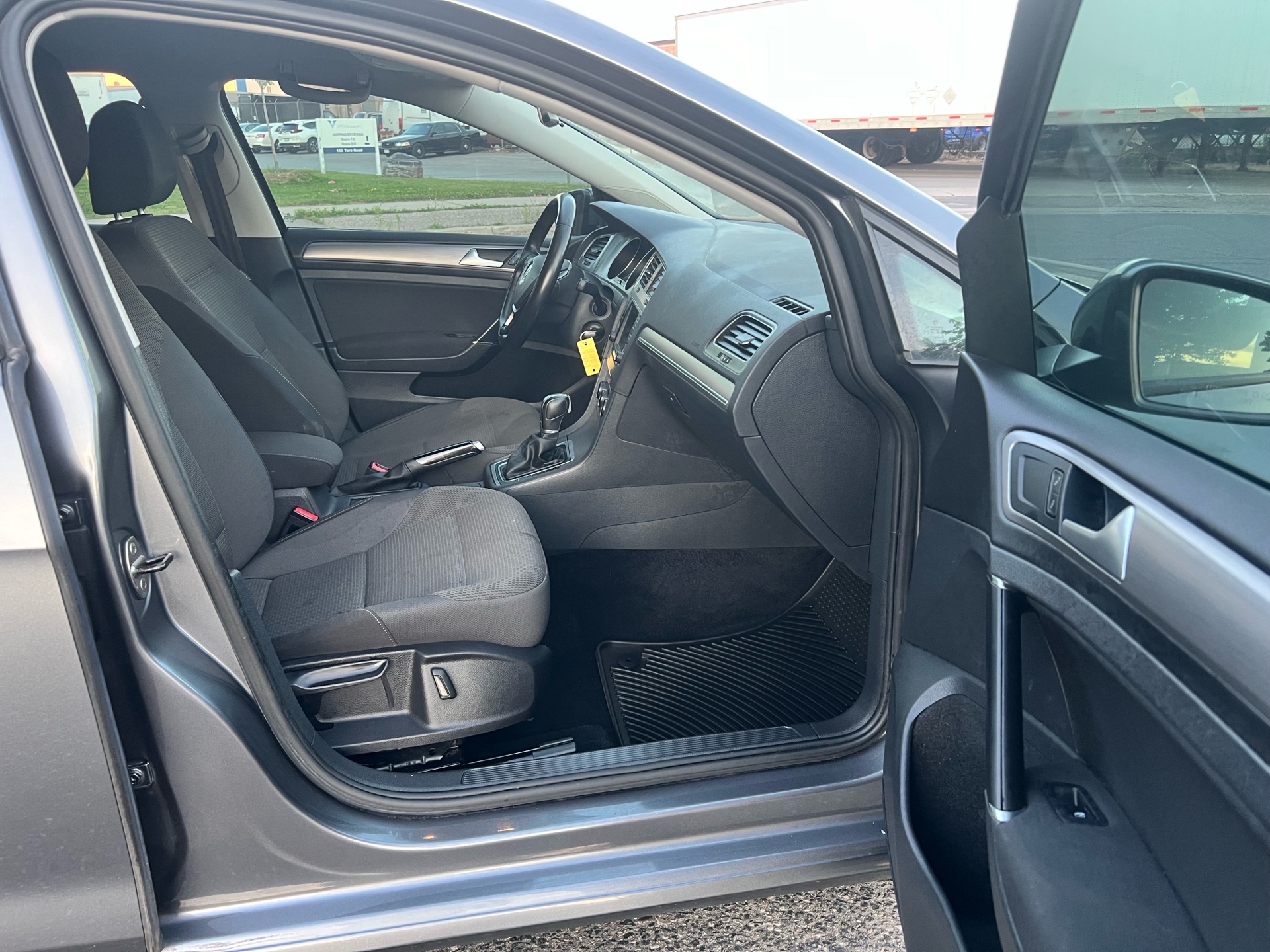 /autocainc/2016-Volkswagen-Golf-7874771199534265.jpg