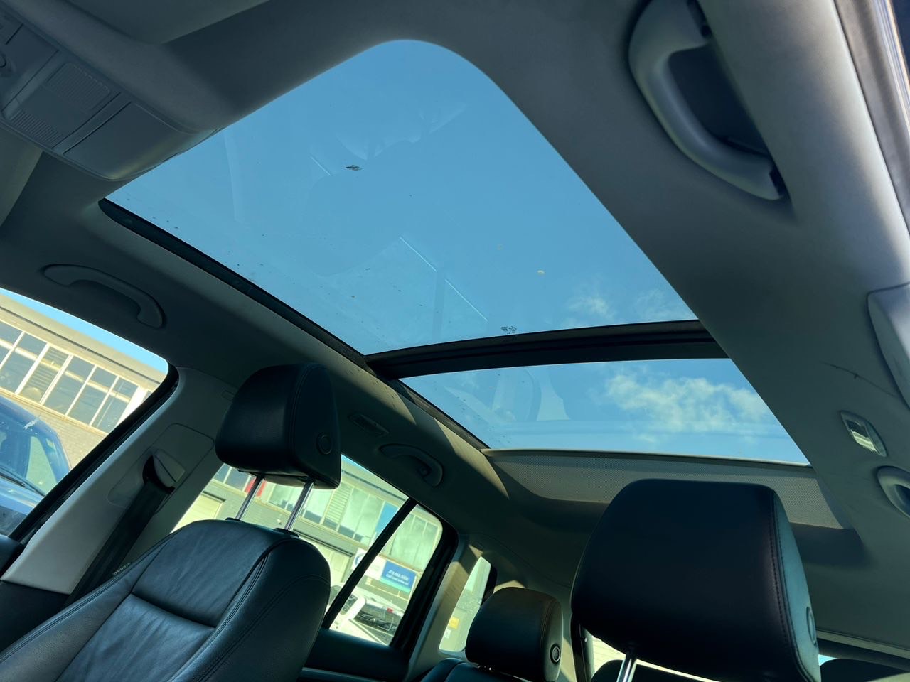 /autocainc/2016-Volkswagen-Tiguan-6356385868560679.jpg