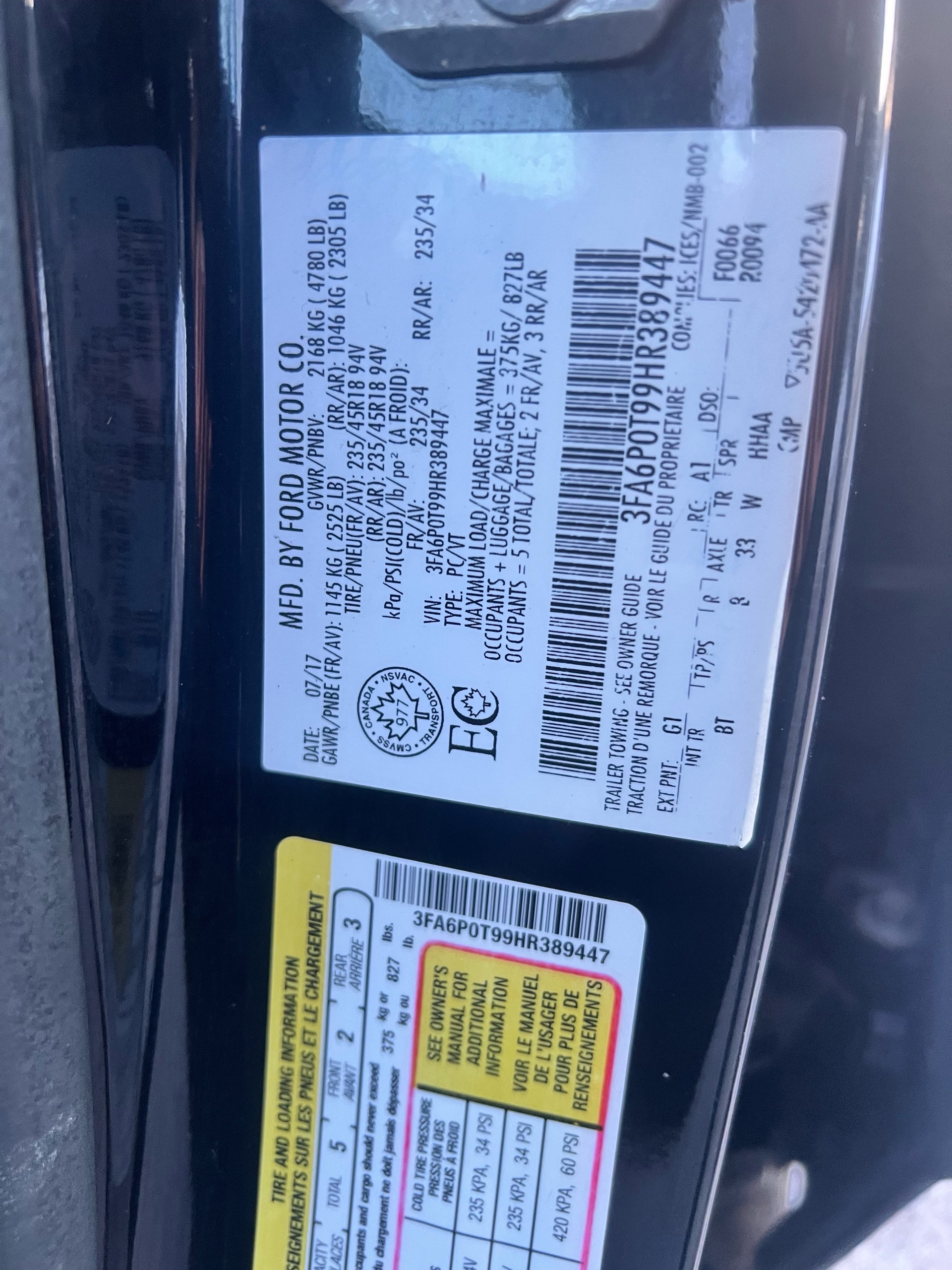 /autocainc/2017-Ford-Fusion-5006789561986462.jpg