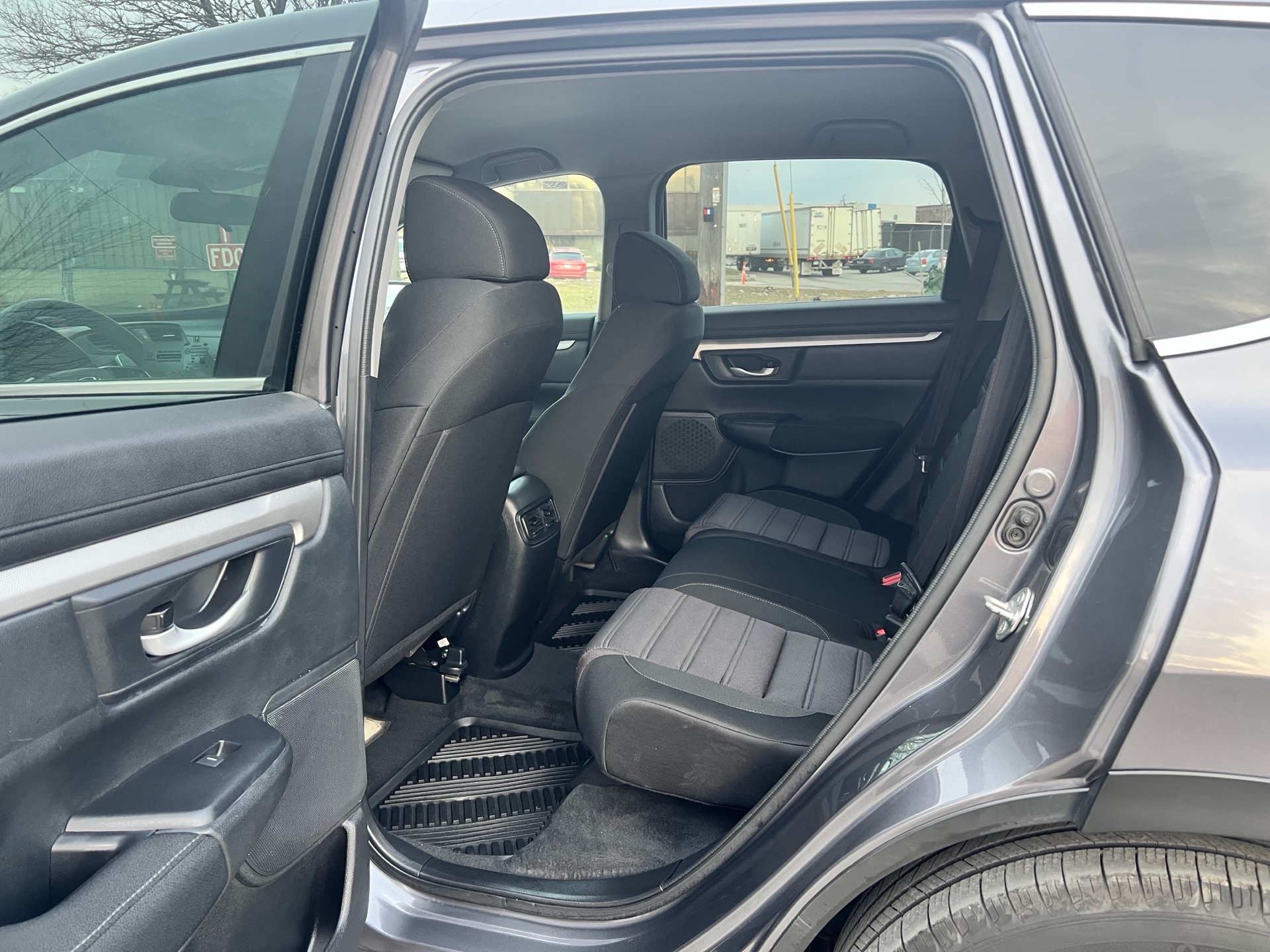 /autocainc/2017-Honda-CR-V-630959973586185.jpg