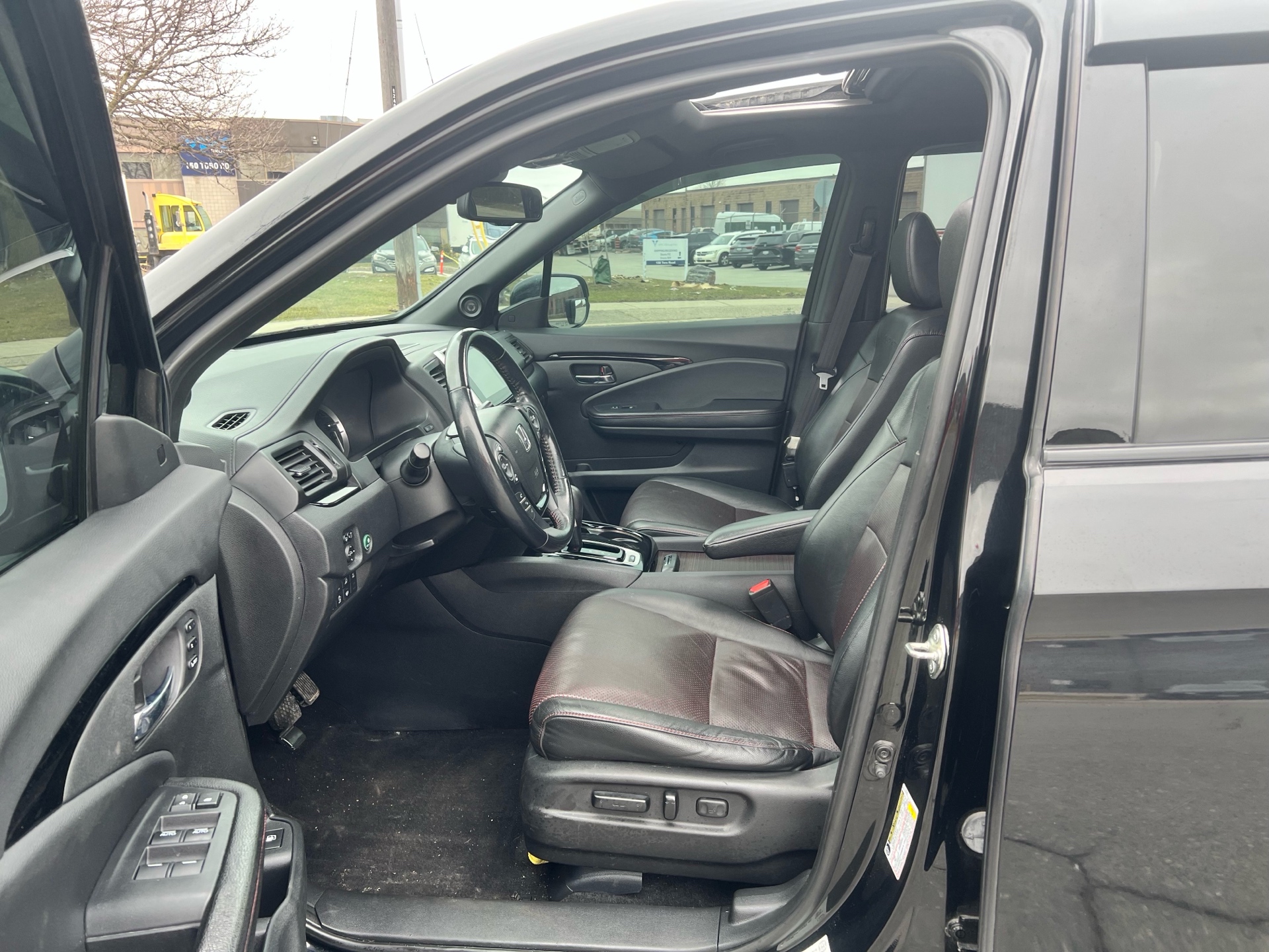 /autocainc/2017-Honda-Ridgeline-12204688093078042.jpg