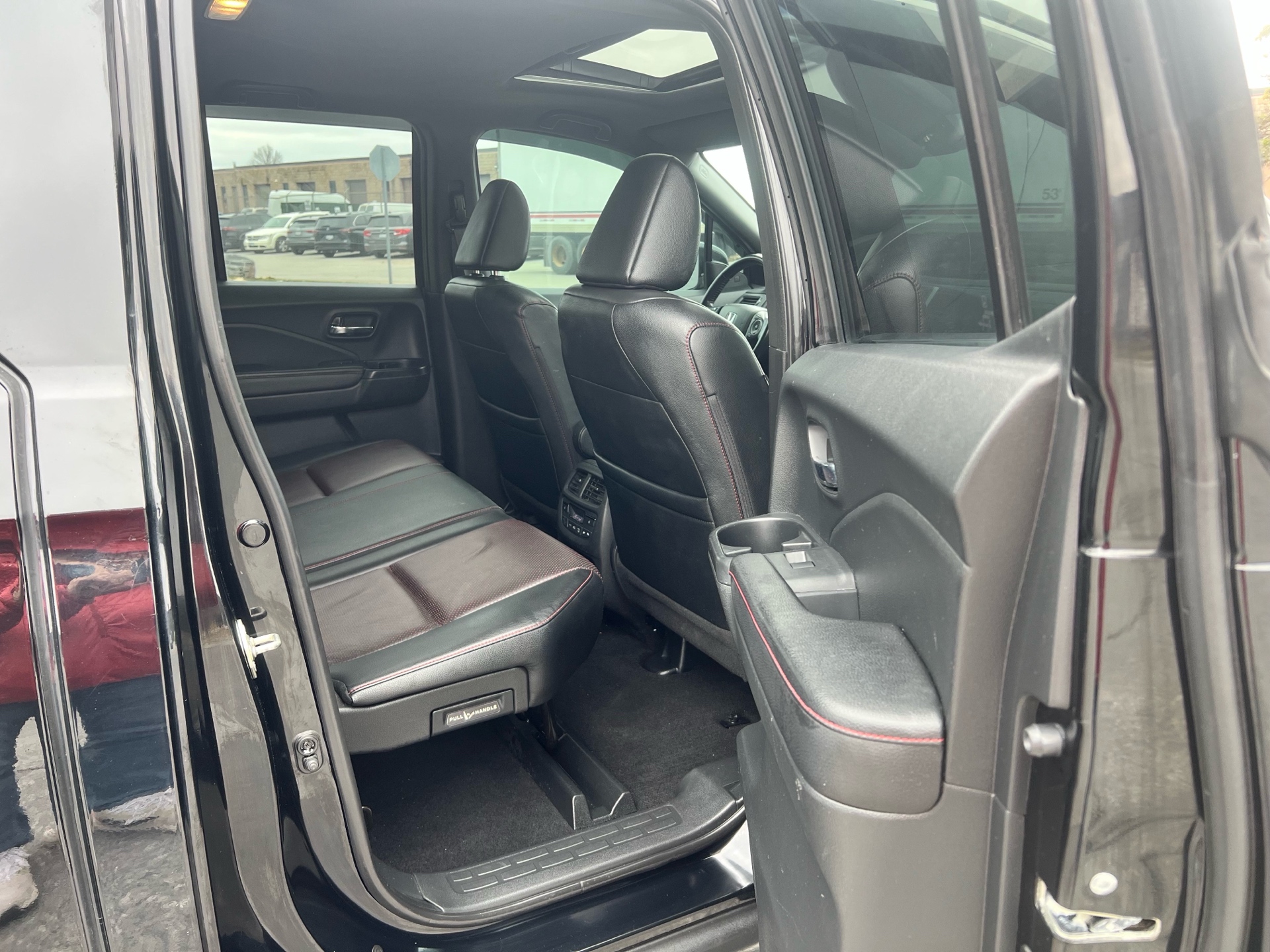/autocainc/2017-Honda-Ridgeline-4520345103707575.jpg