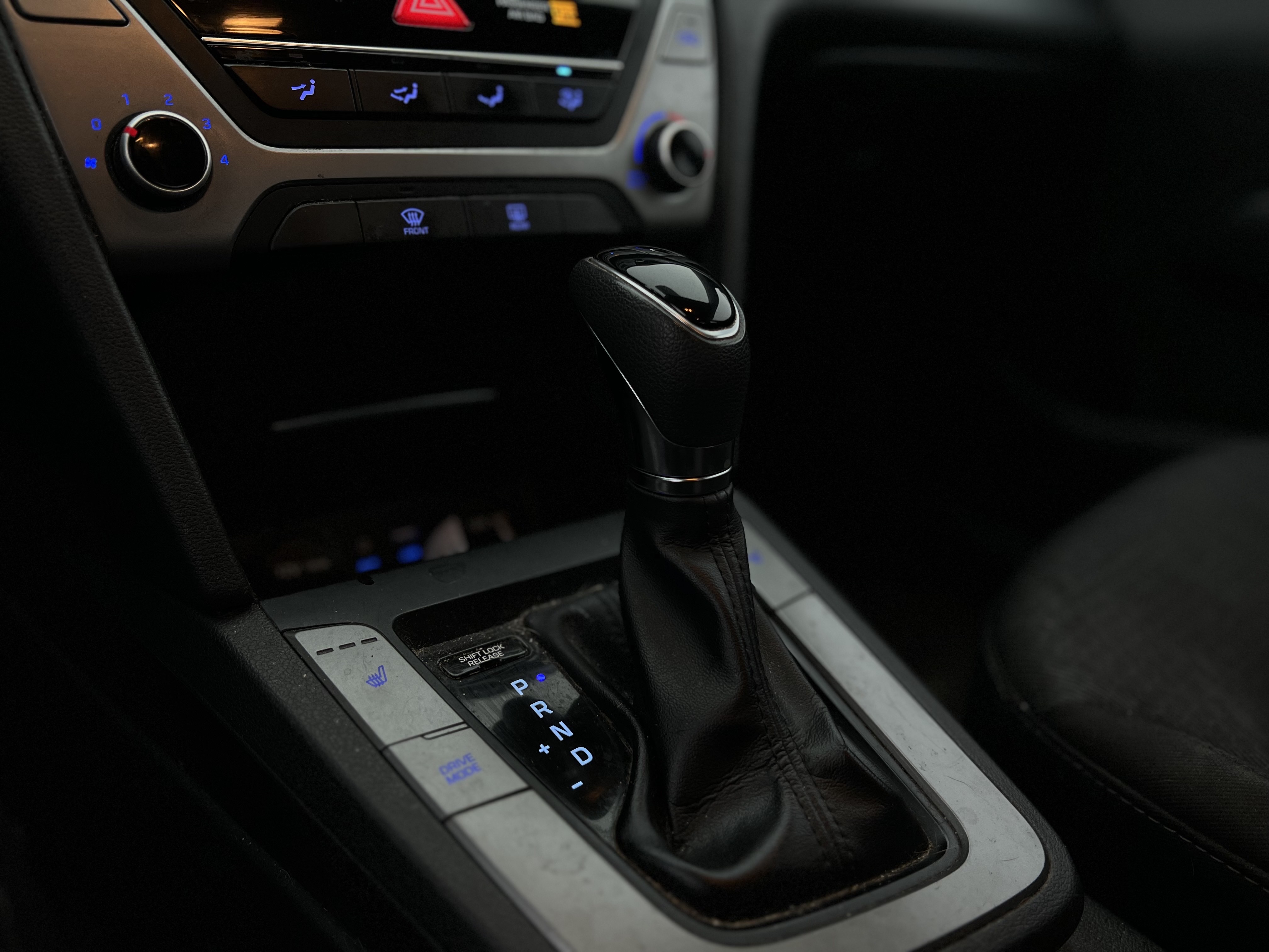 /autocainc/2017-Hyundai-Elantra-18341243885214897.jpg