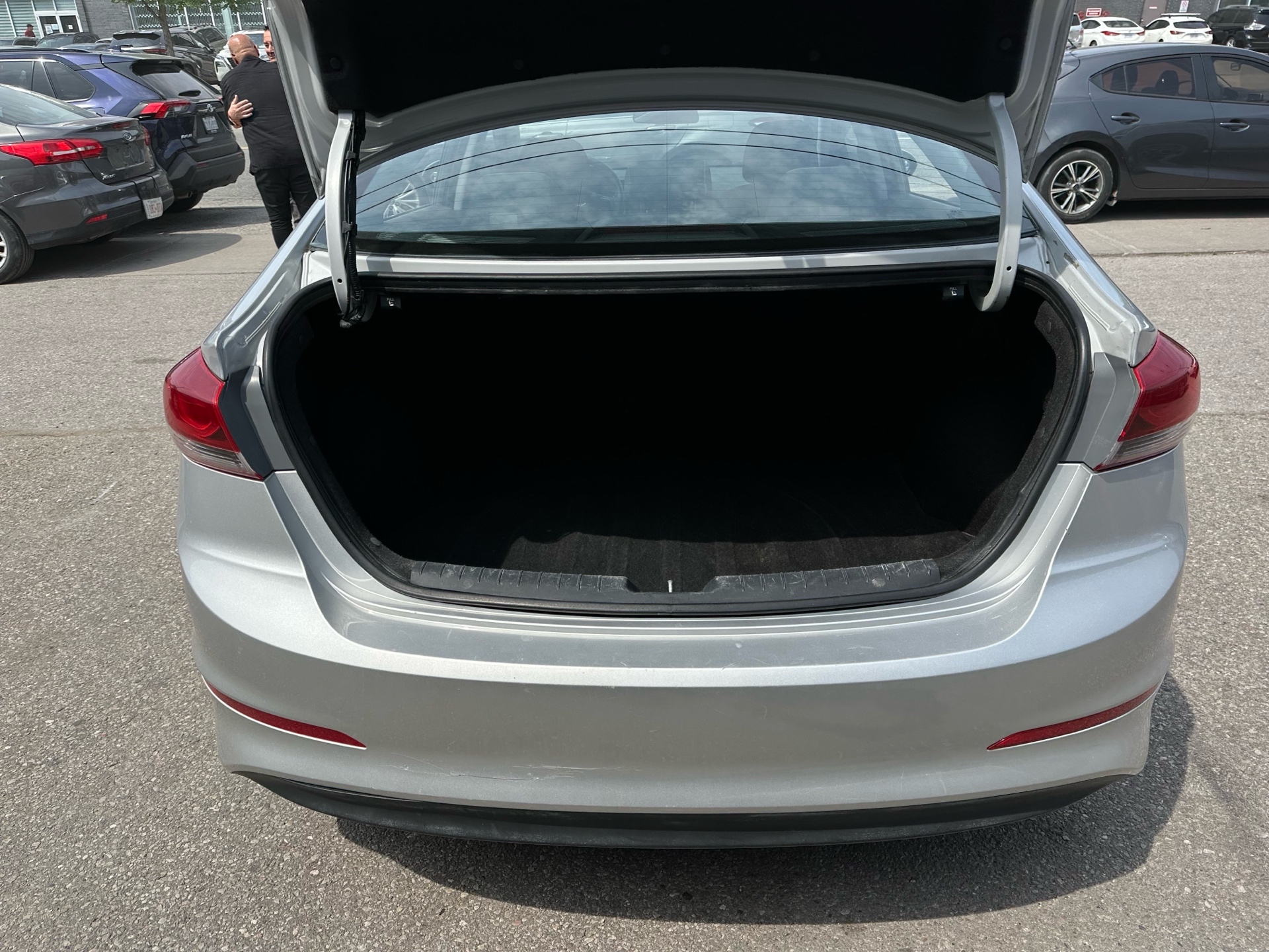 /autocainc/2017-Hyundai-Elantra-5253125894175534.jpg