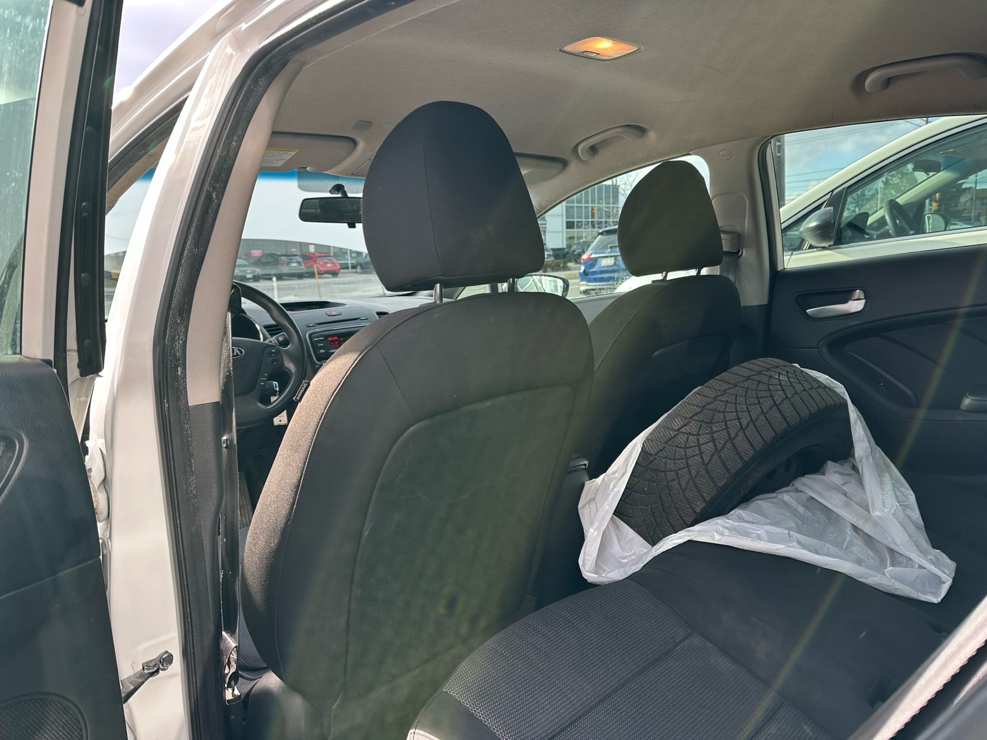 /autocainc/2017-Kia-Forte-3050342082838442.jpg