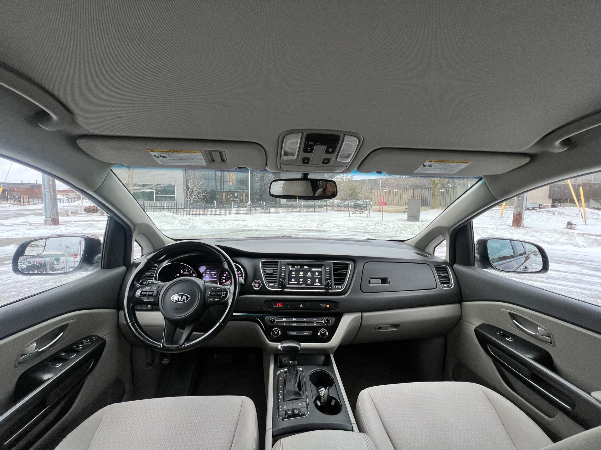 /autocainc/2017-Kia-Sedona-11926021478518845.jpg