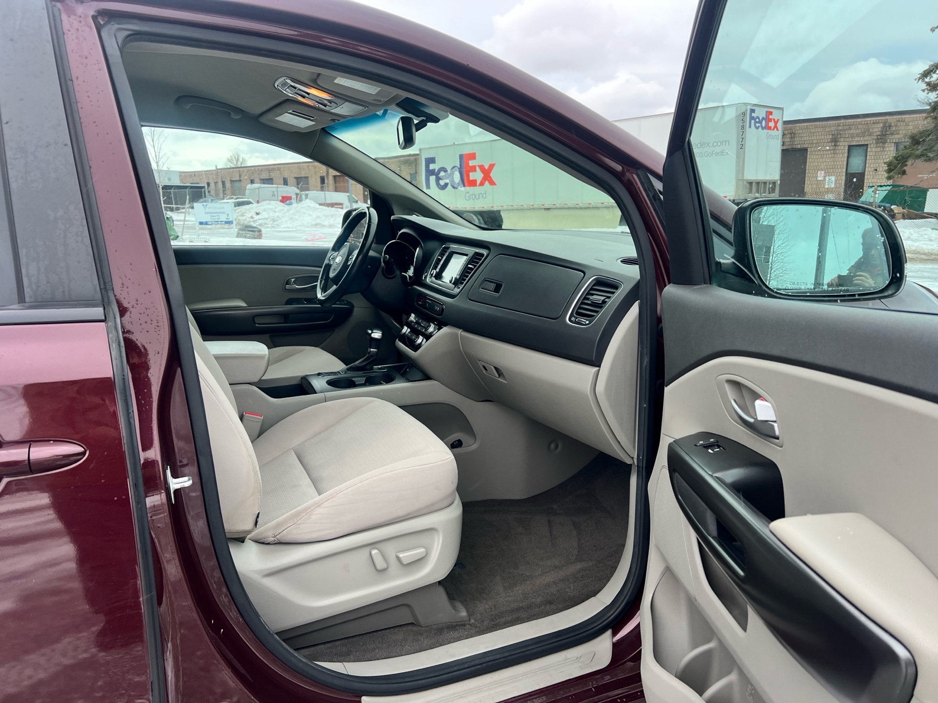 /autocainc/2017-Kia-Sedona-8080285897009853.jpg