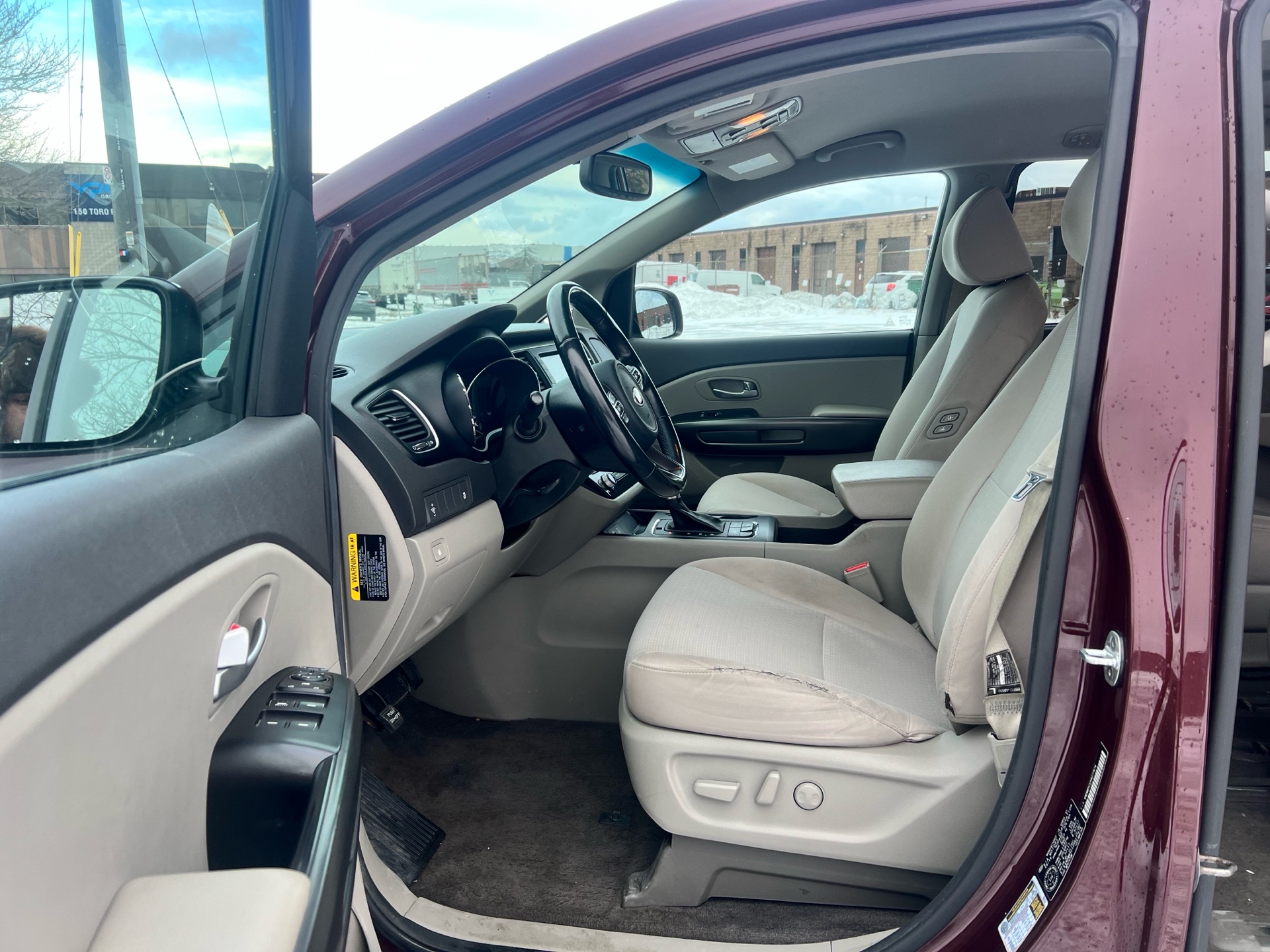 /autocainc/2017-Kia-Sedona-8831073609023354.jpg