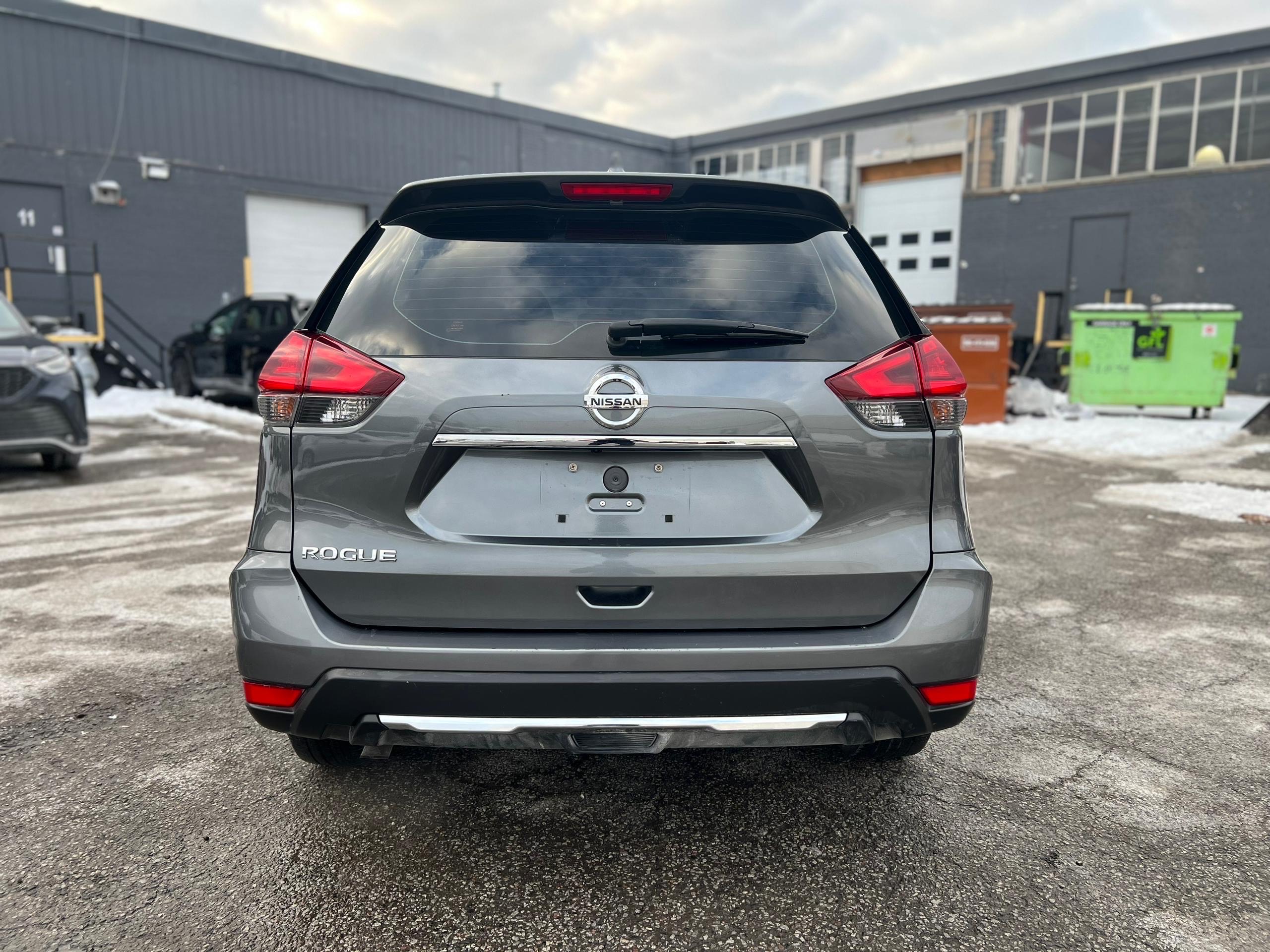 /autocainc/2017-Nissan-Rogue-15152432407145033.jpg