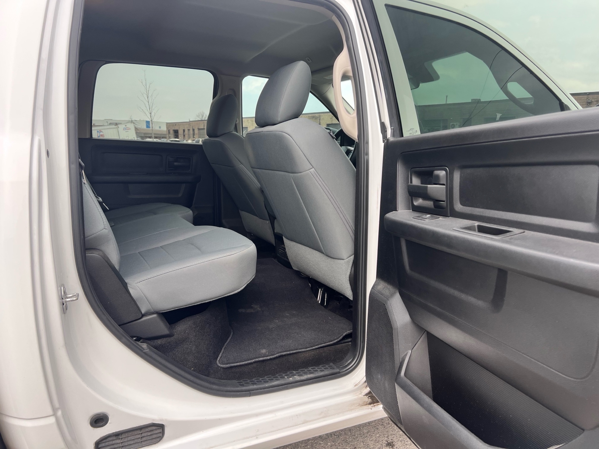 /autocainc/2017-Ram-1500-8644068807491139.jpg