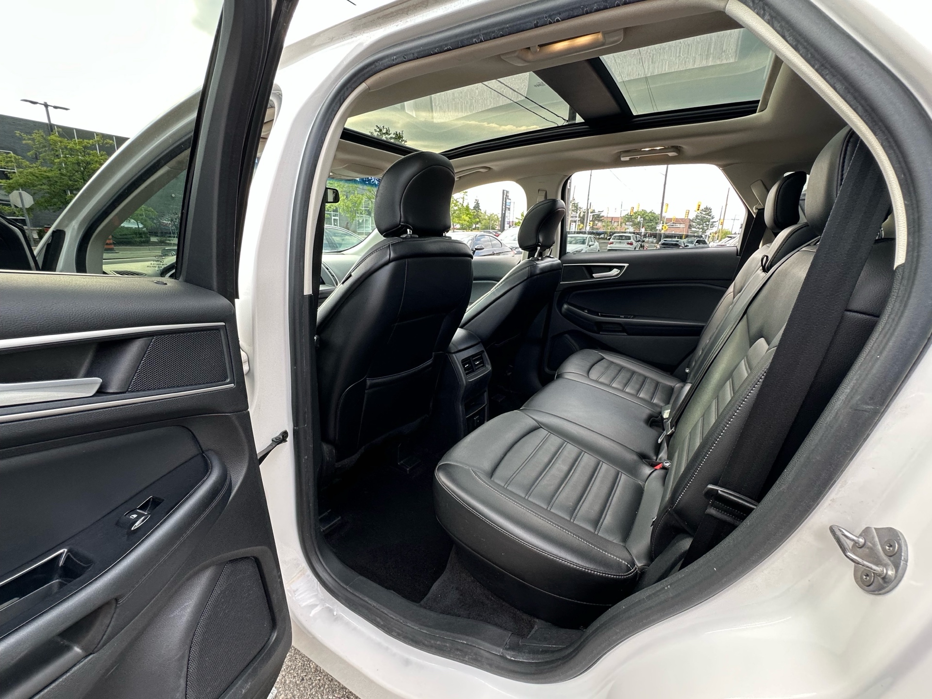 /autocainc/2018-Ford-Edge-3449573931847745.jpg
