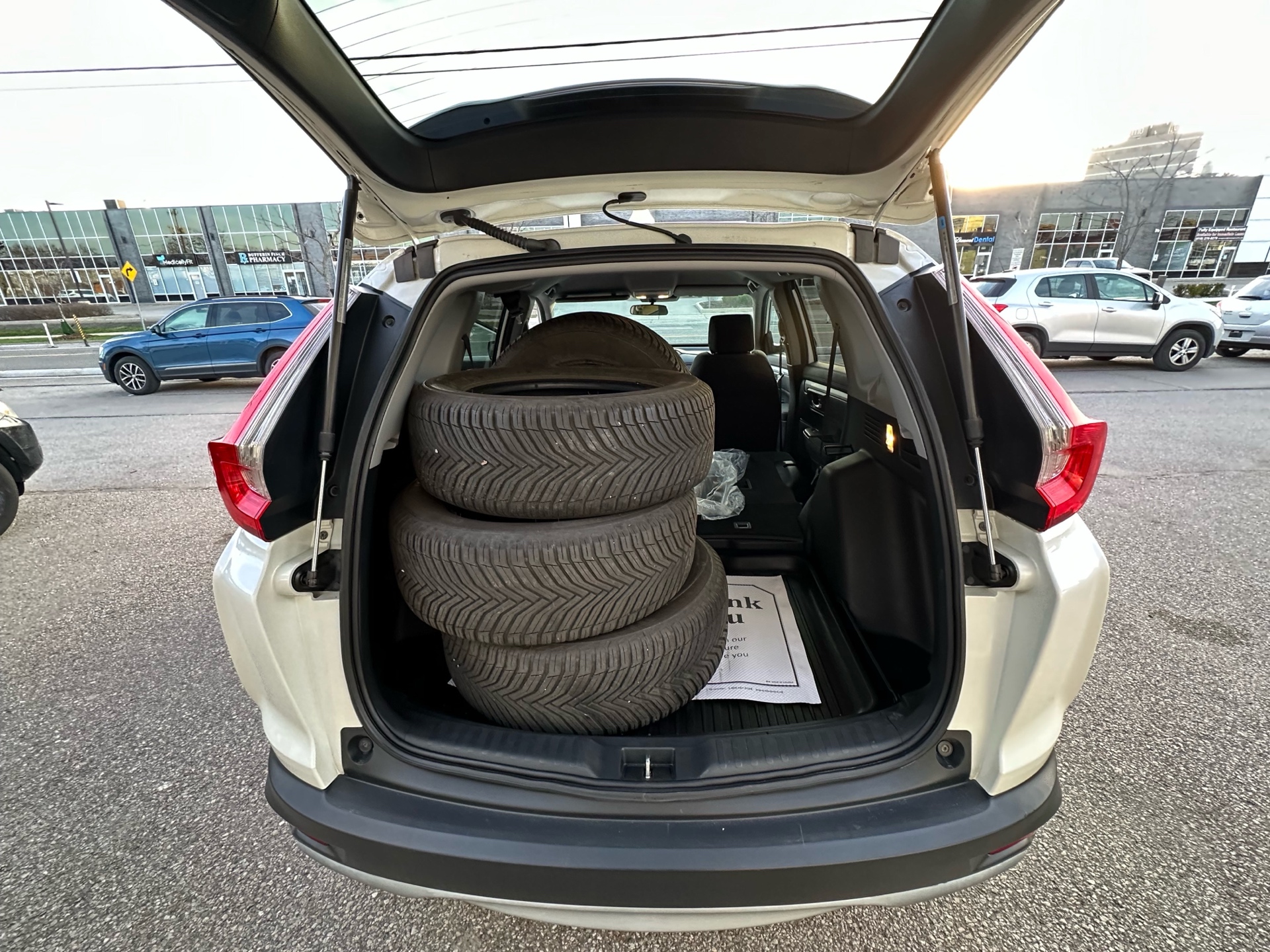 /autocainc/2018-Honda-CR-V-9115171433632658.jpg
