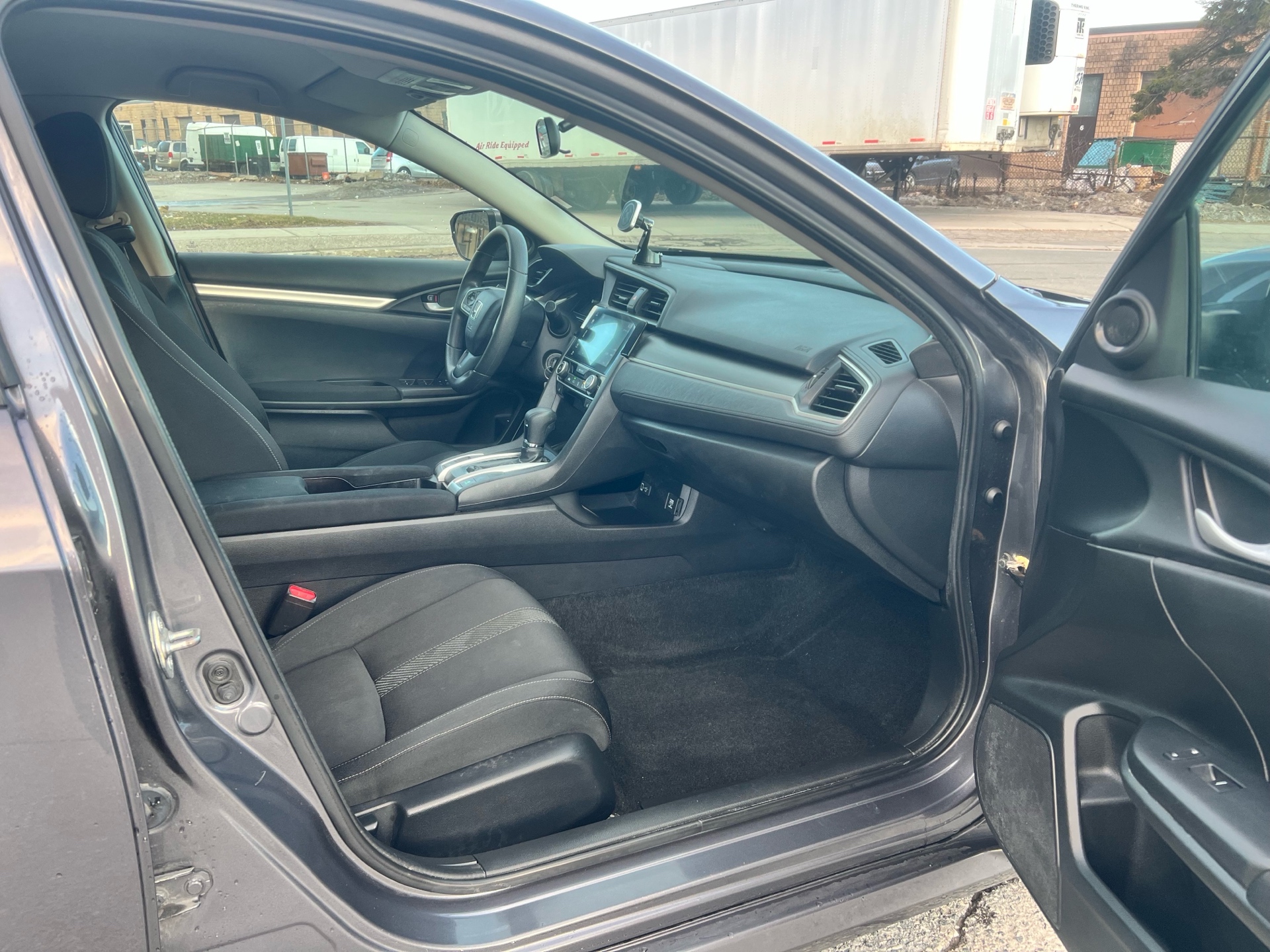 /autocainc/2018-Honda-Civic-9169317503272991.jpg