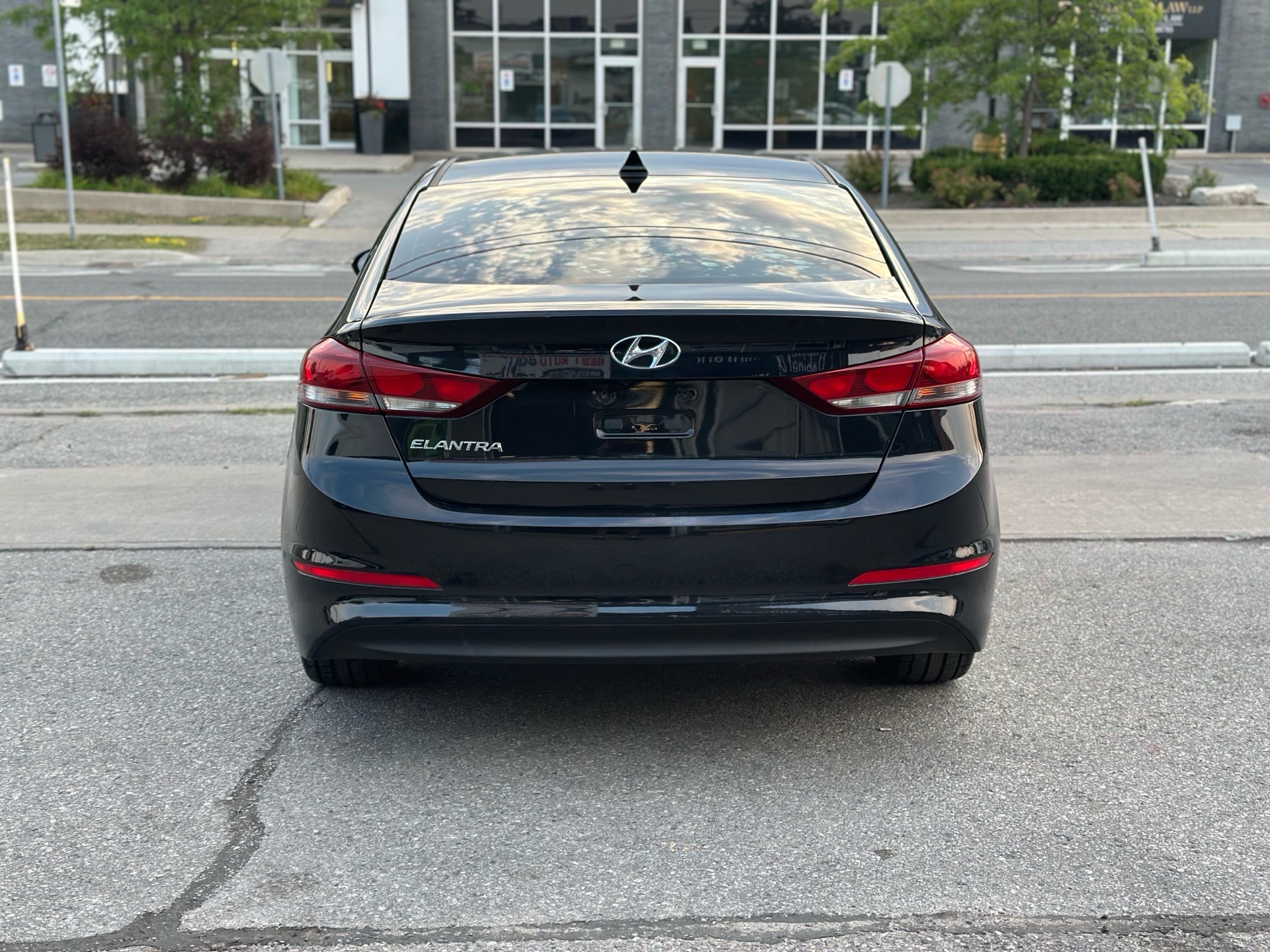/autocainc/2018-Hyundai-Elantra-29313720089996886.jpg