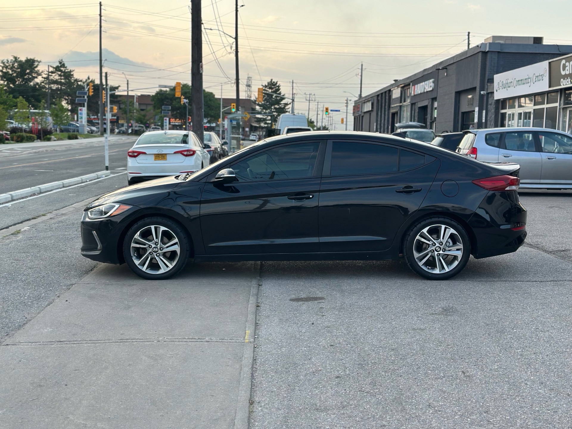 /autocainc/2018-Hyundai-Elantra-9854423149234213.jpg
