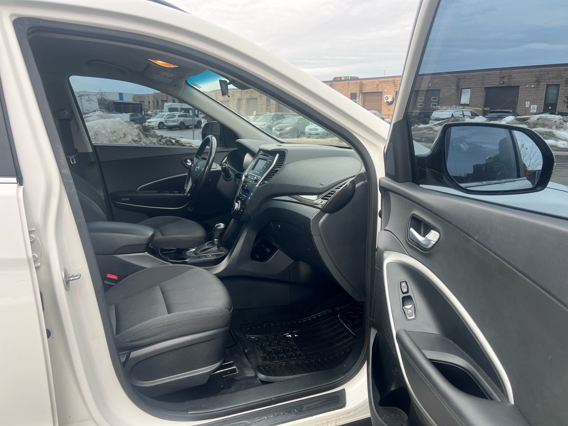 /autocainc/2018-Hyundai-SantaFe-7030462102440733.jpg