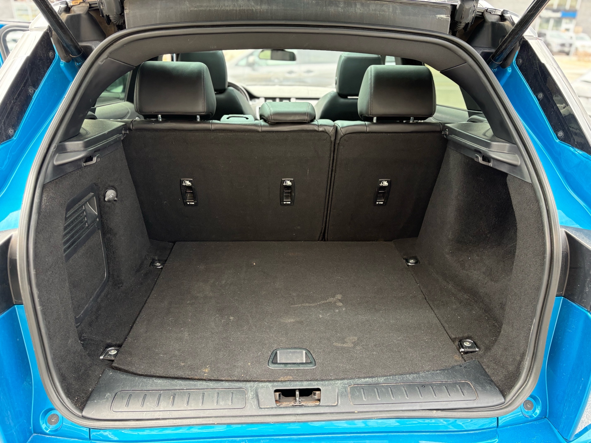 /autocainc/2018-LandRover-RangeRover-13634006385713104.jpg