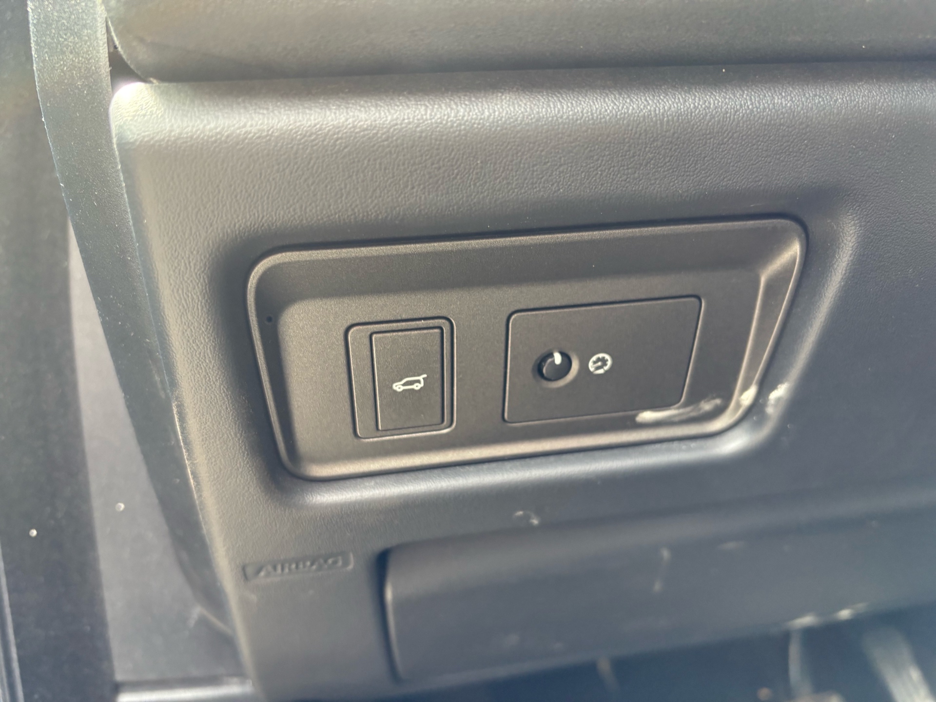 /autocainc/2018-LandRover-RangeRover-5054315348876108.jpg