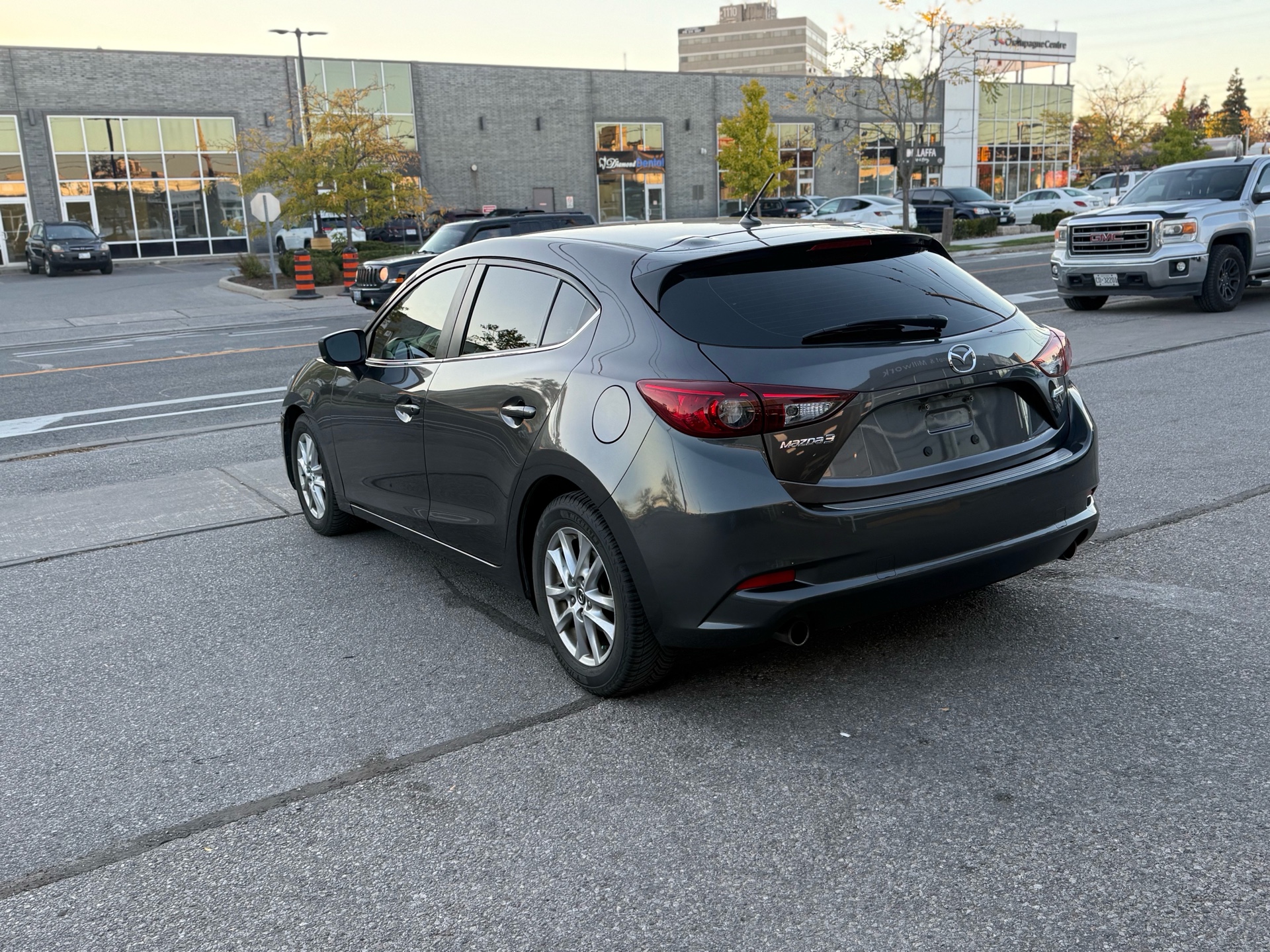 /autocainc/2018-Mazda-Mazda3Sport-5440771744721782.jpg